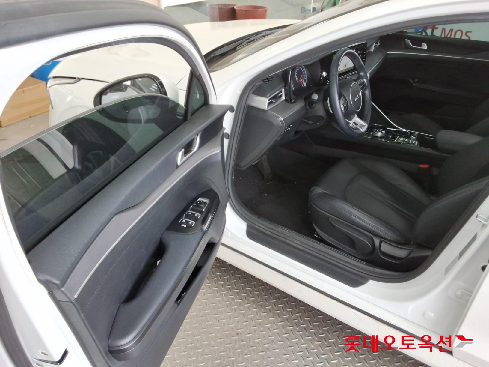 كيا K5 2023 - صورة 37