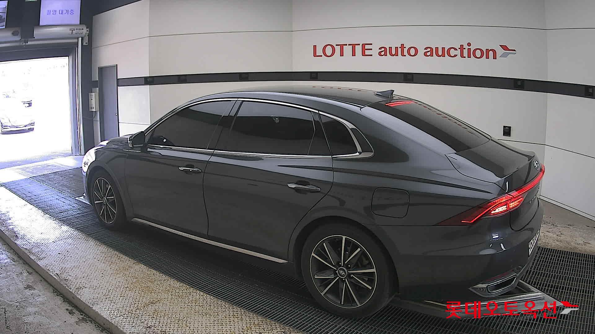 هيونداي جرانجر 2020 - صورة 15