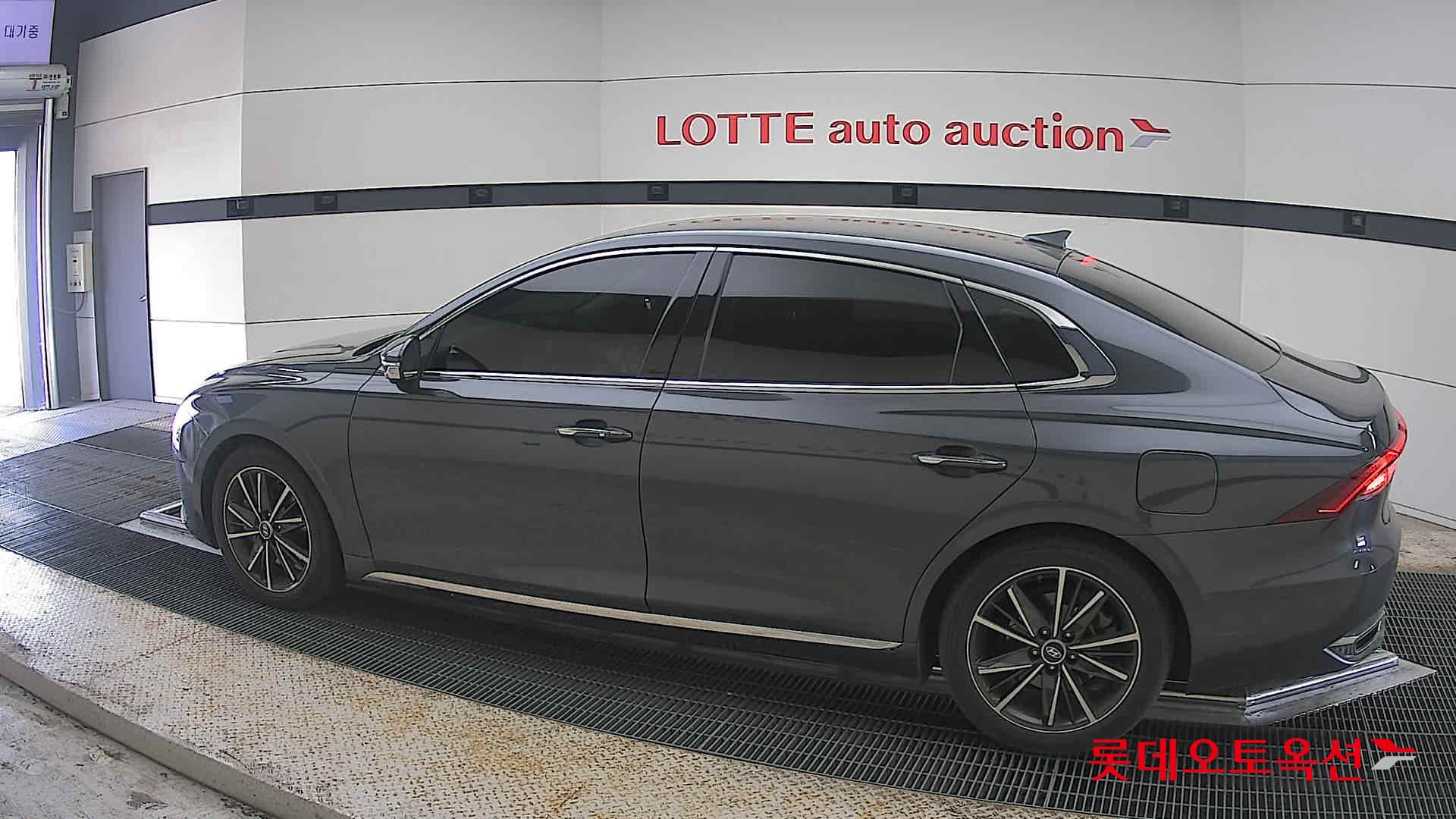 هيونداي جرانجر 2020 - صورة 14