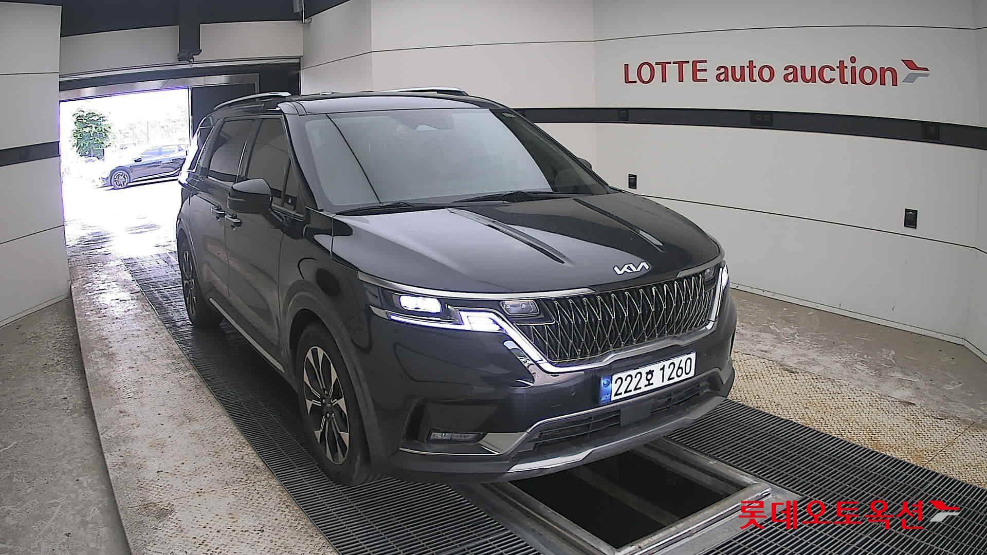 2023 - kia carnival
