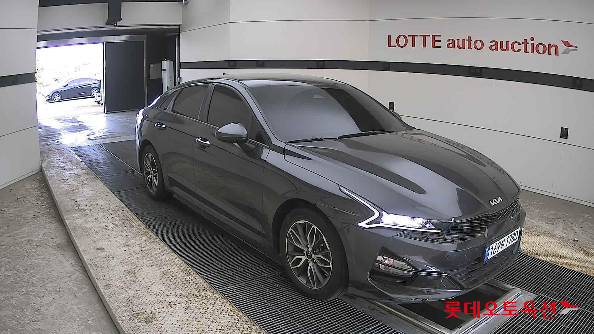 Kia K5 2022 - Image 6