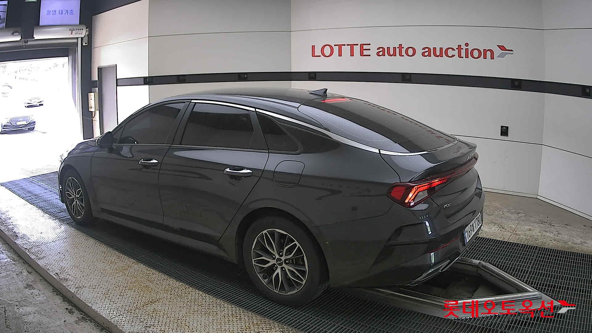 Kia K5 2022 - Image 15