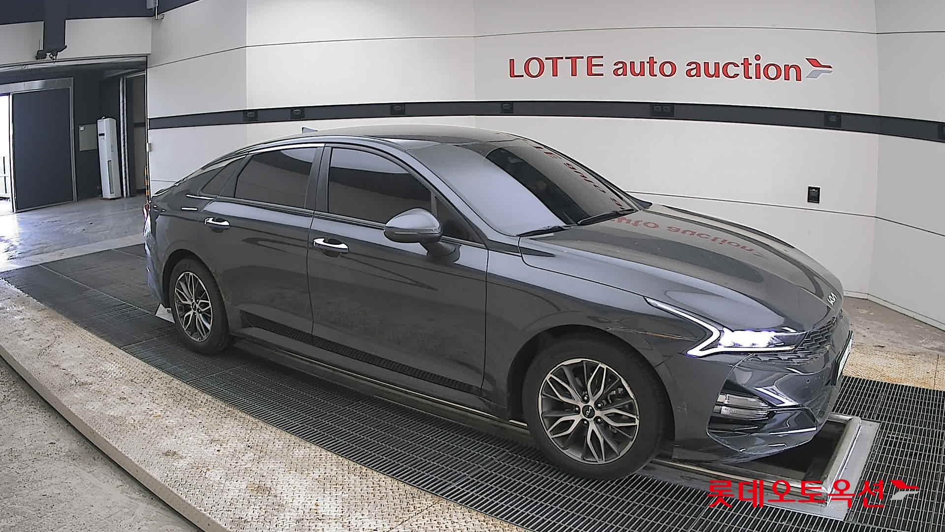 Kia K5 2022 - Image 23