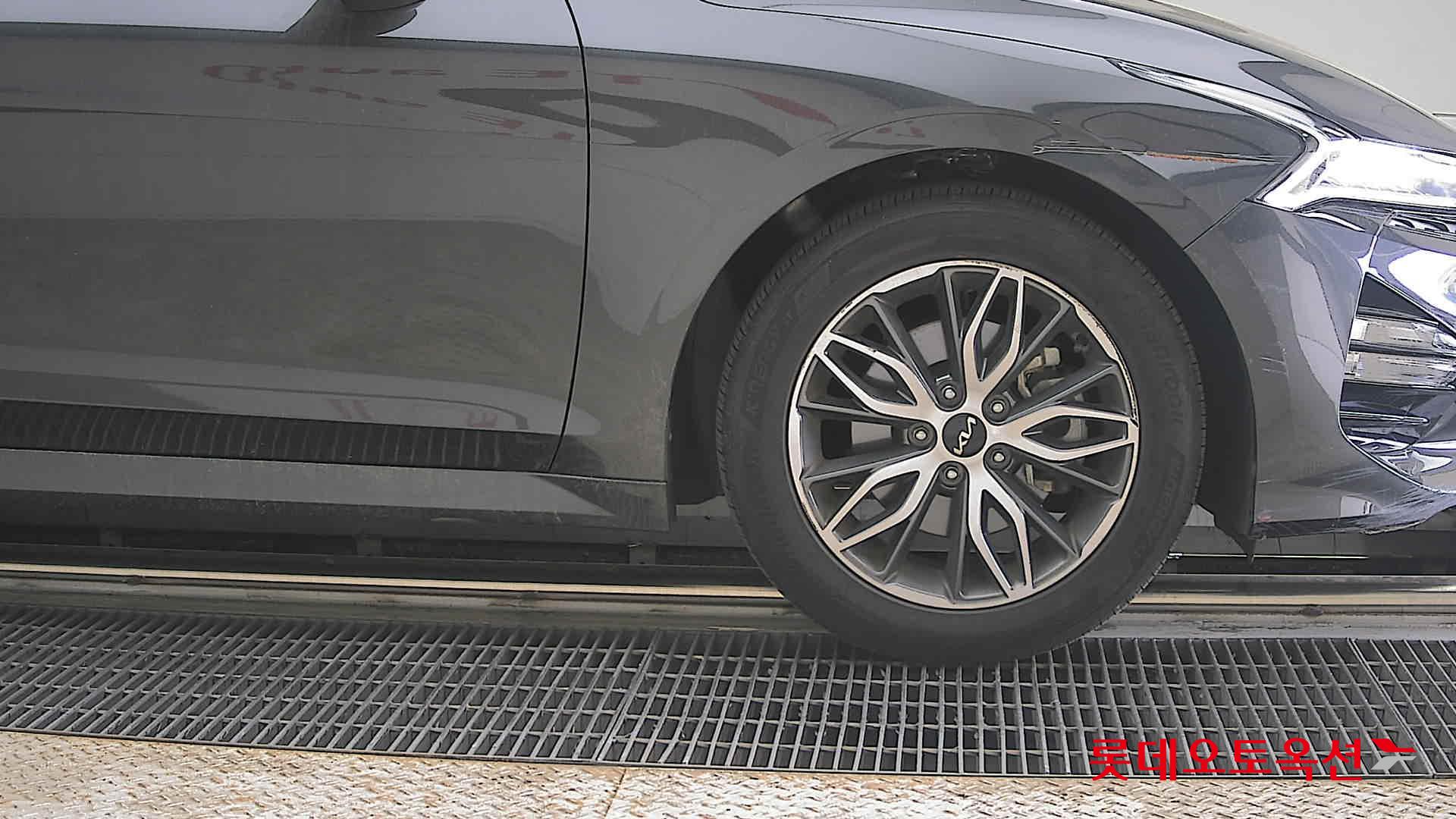 Kia K5 2022 - Image 27