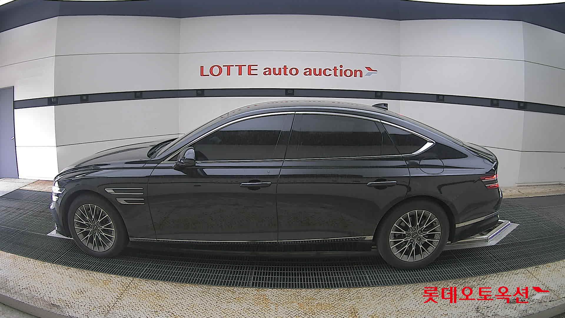 Genesis G80 2021 - Image 13