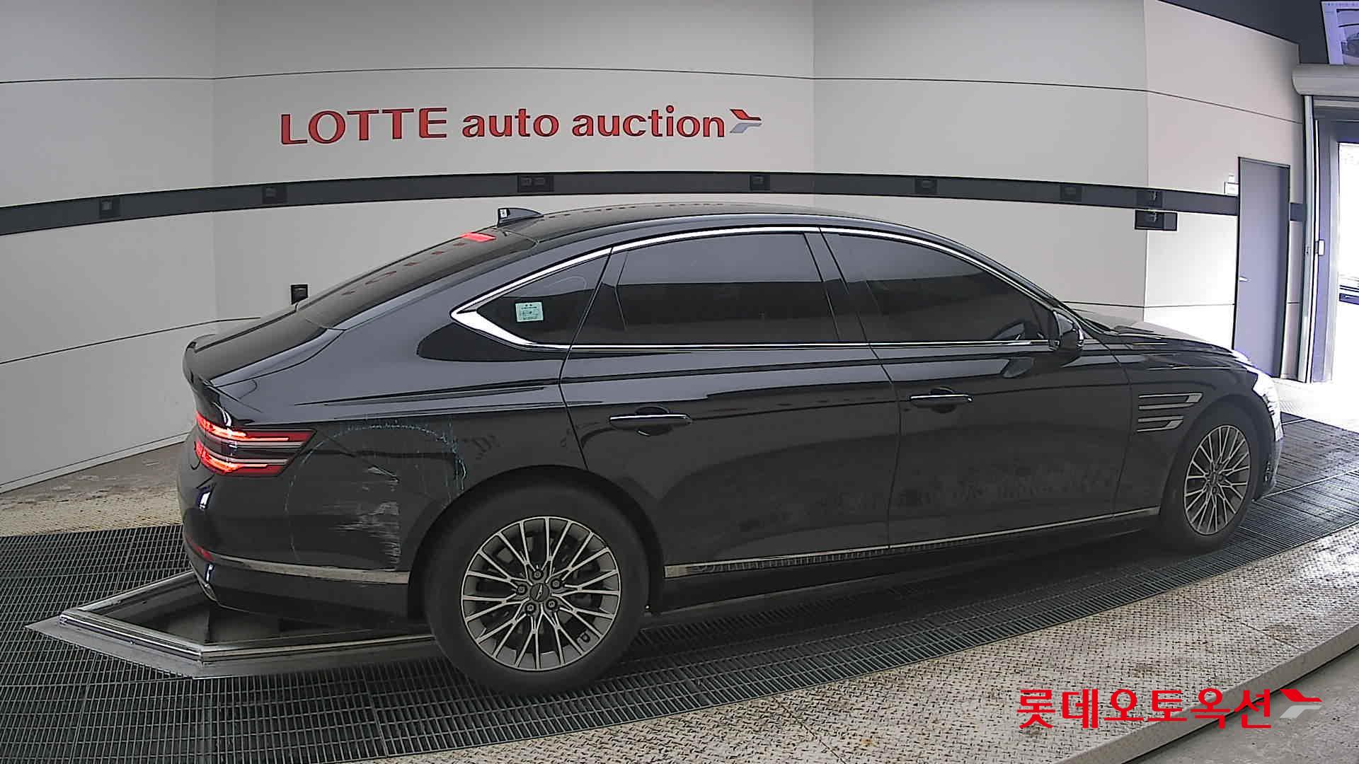 Genesis G80 2021 - Image 20