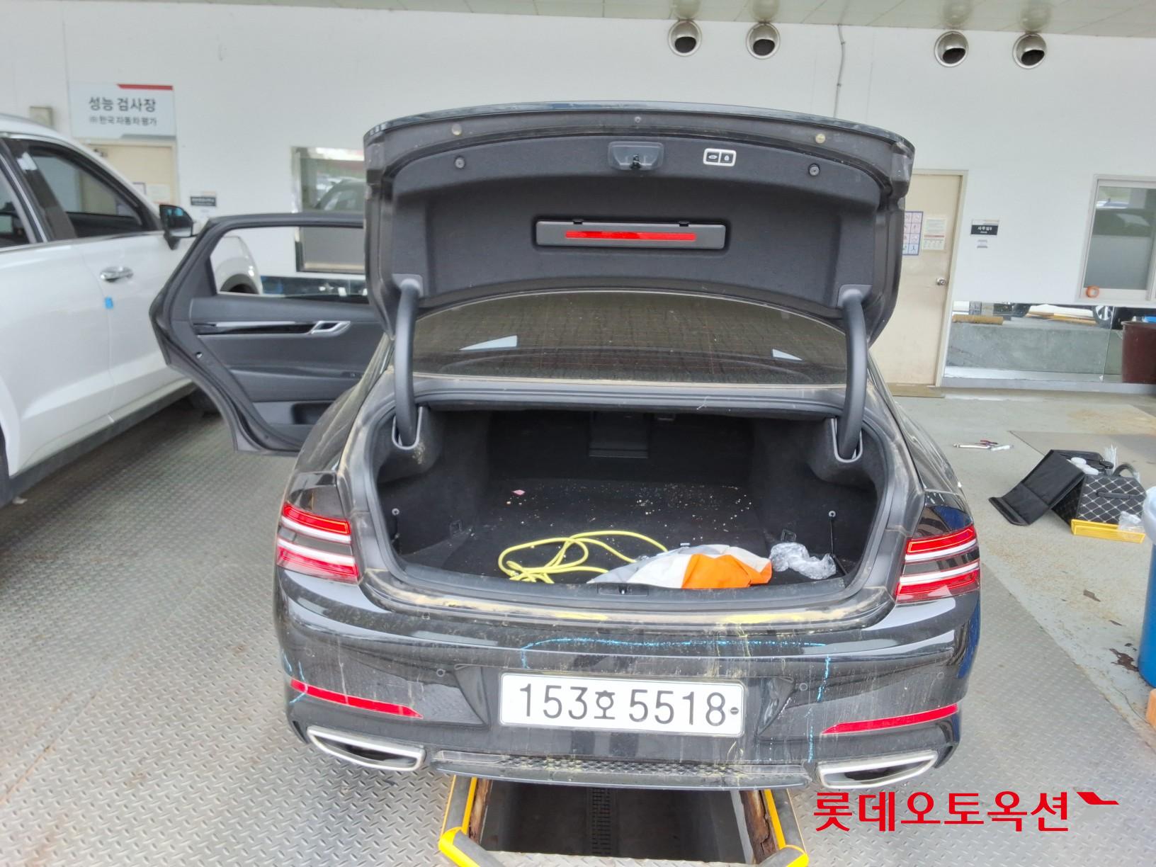 Genesis G80 2021 - Image 9