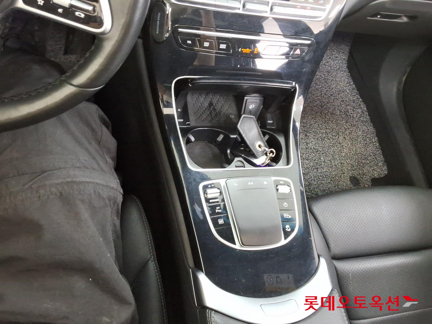 2021 - mercedes-benz glc300