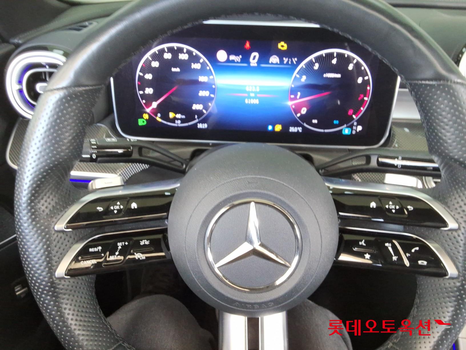 2022 - mercedes-benz c300