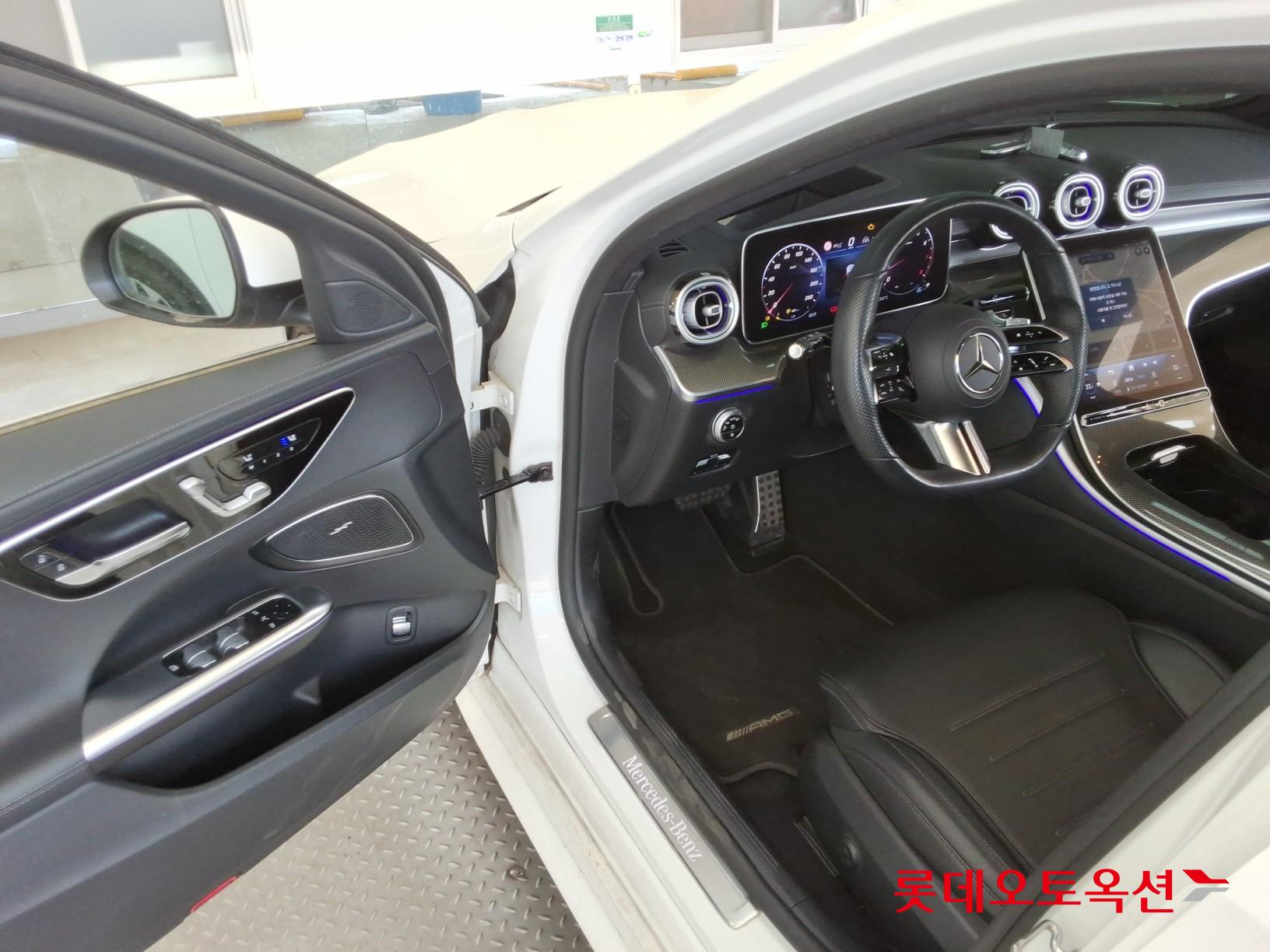 2022 - mercedes-benz c300