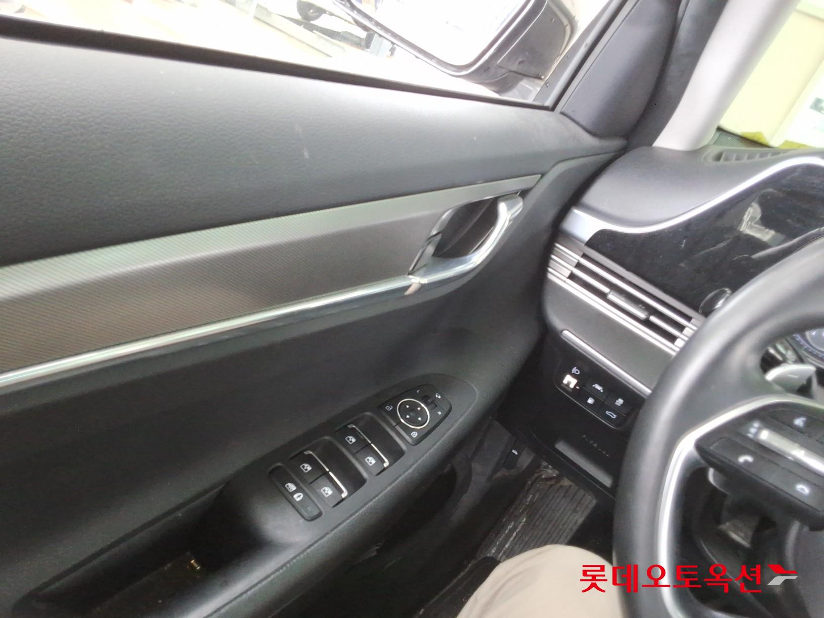 Hyundai Grandeur - 29