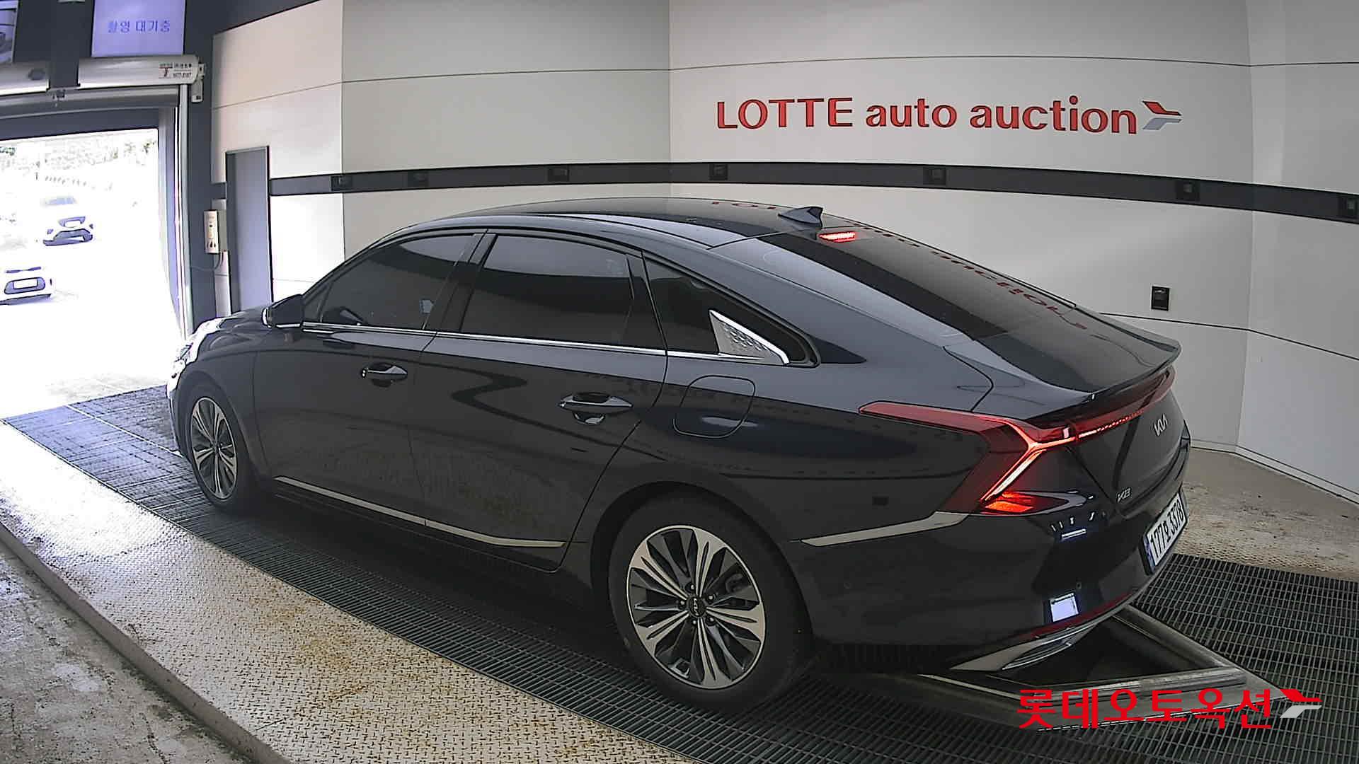 2024 - kia k8