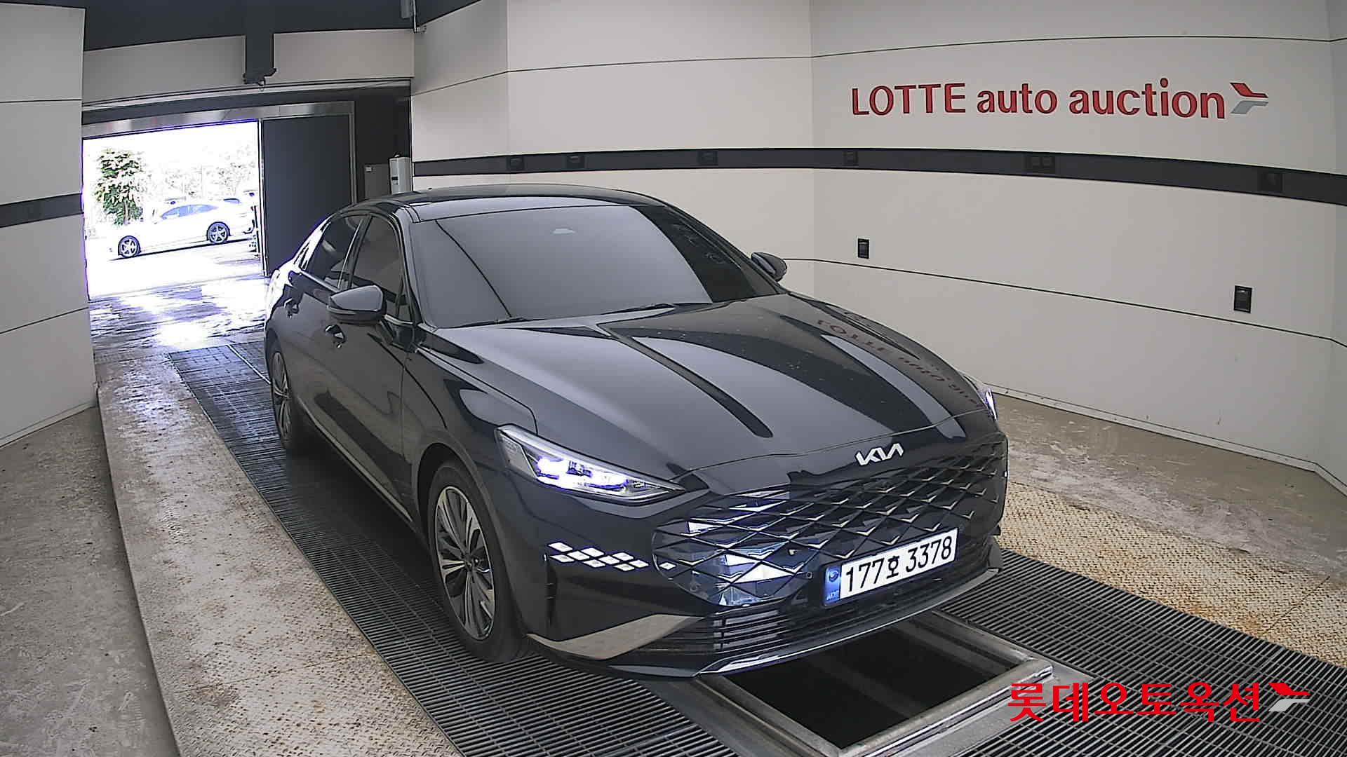 2024 - kia k8