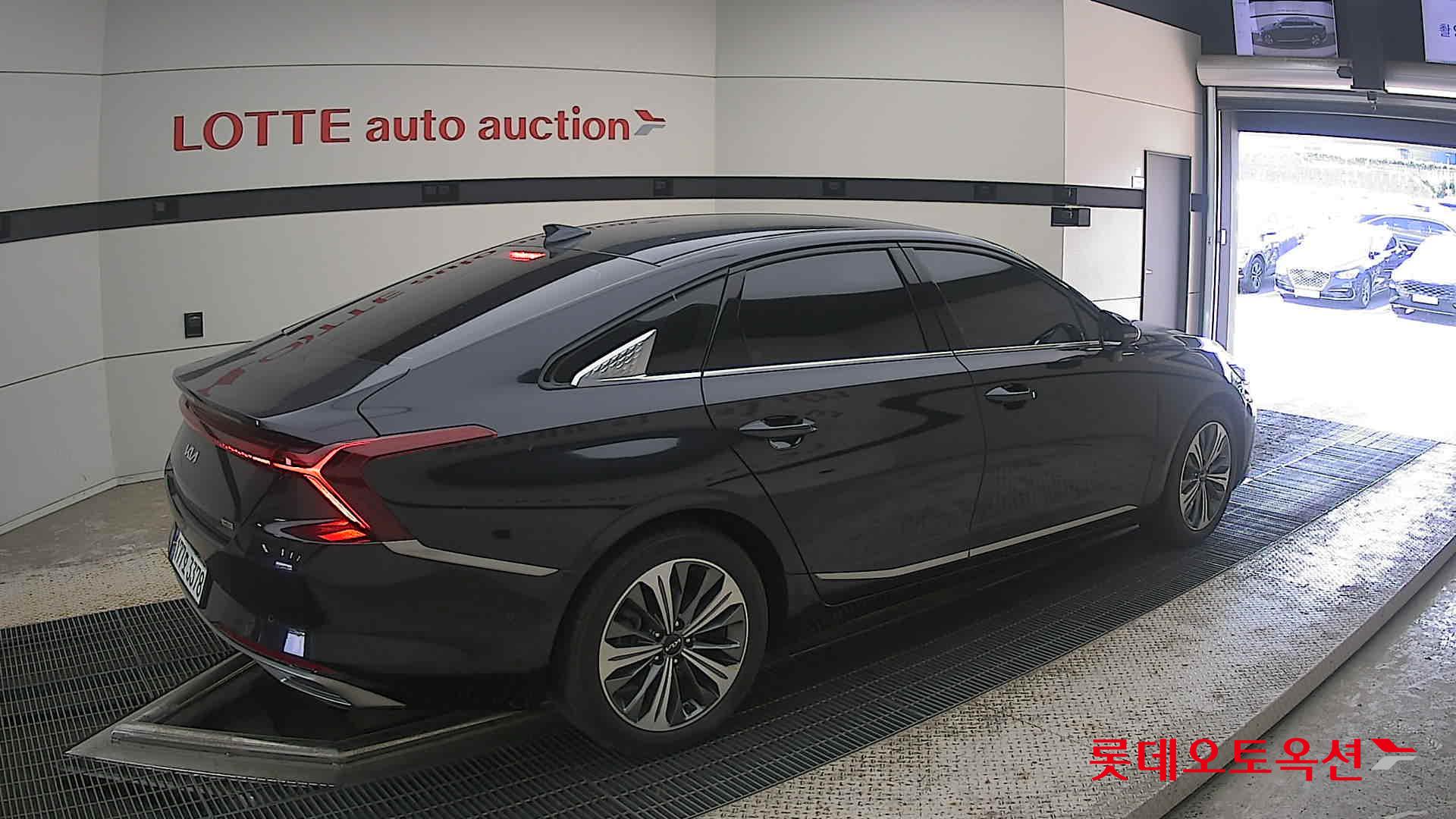 2024 - kia k8