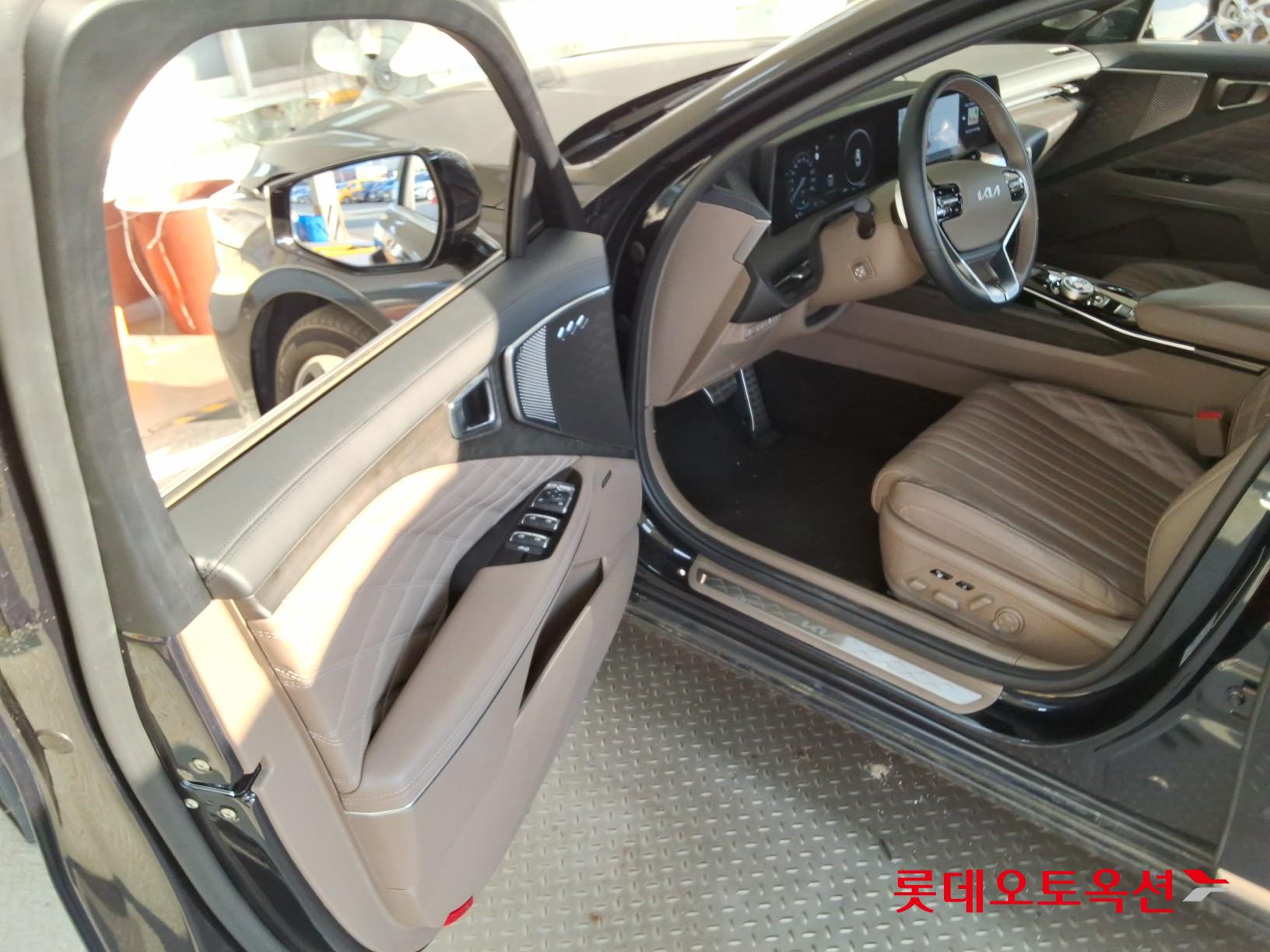 2024 - kia k8