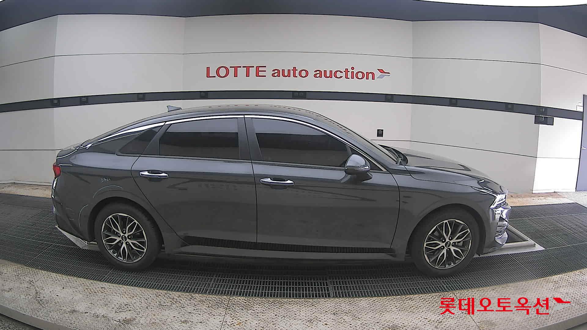 Kia K5 2021 - Image 21