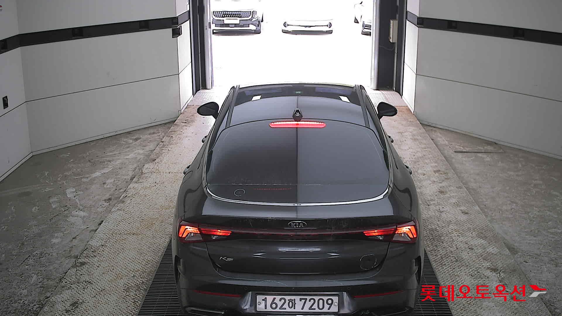 Kia K5 2021 - Image 17