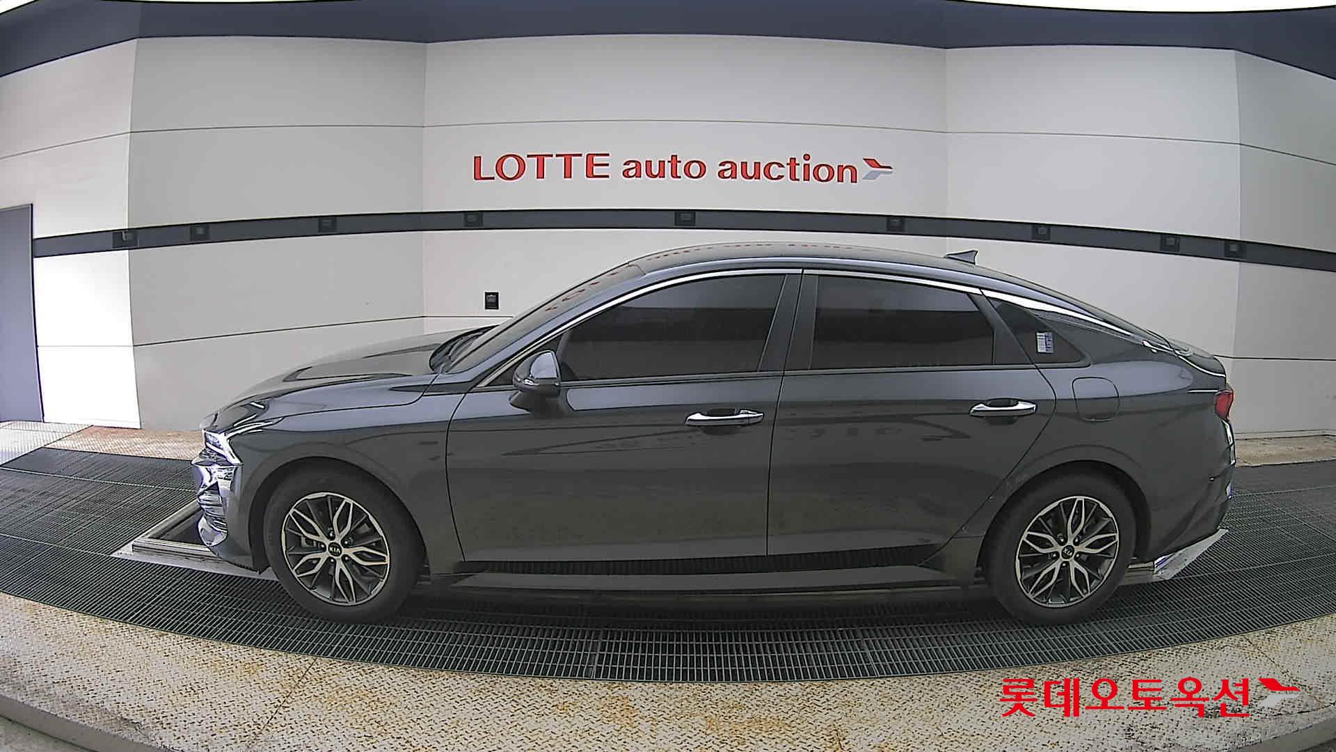 Kia K5 2021 - Image 13