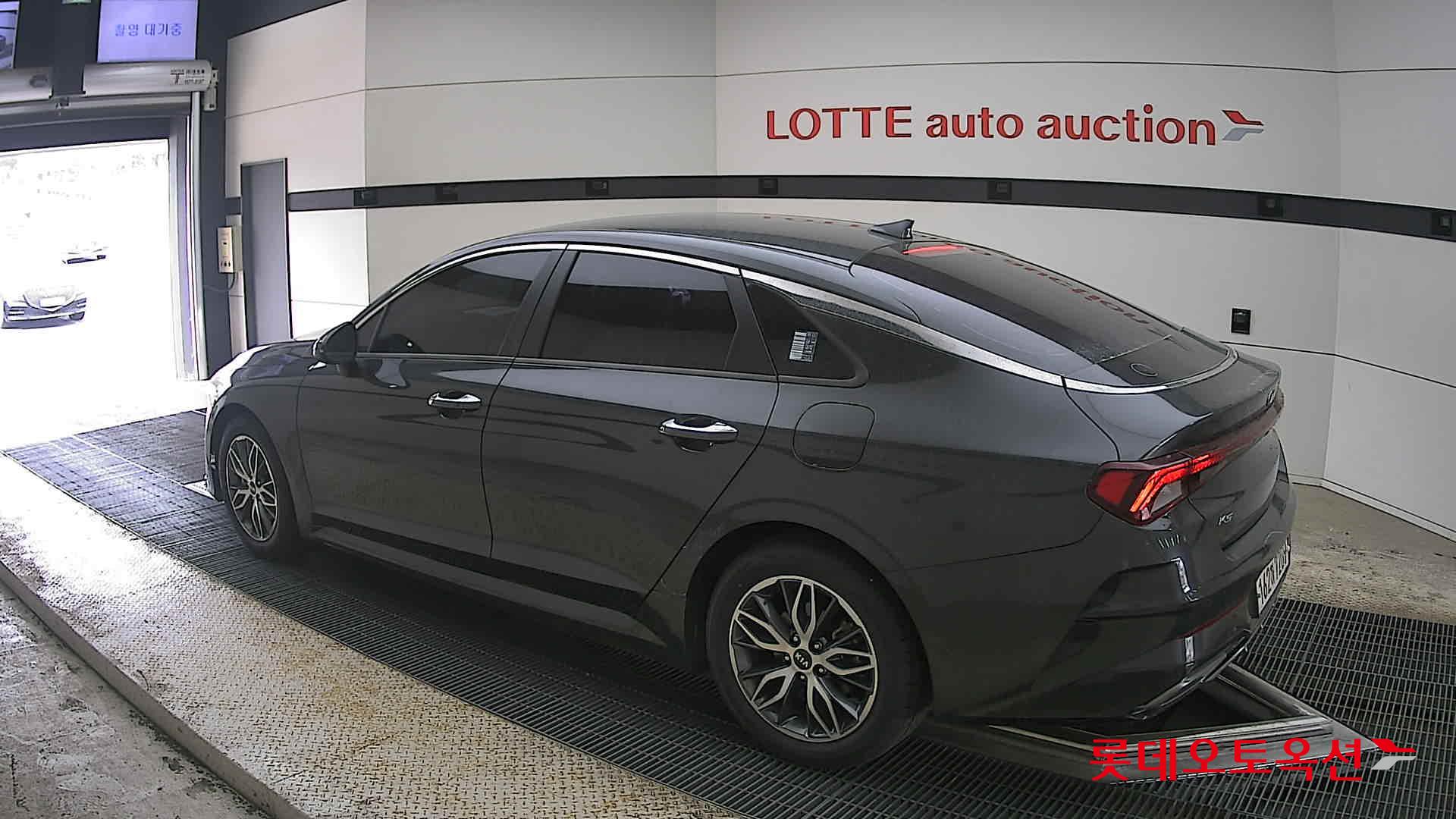 Kia K5 2021 - Image 15