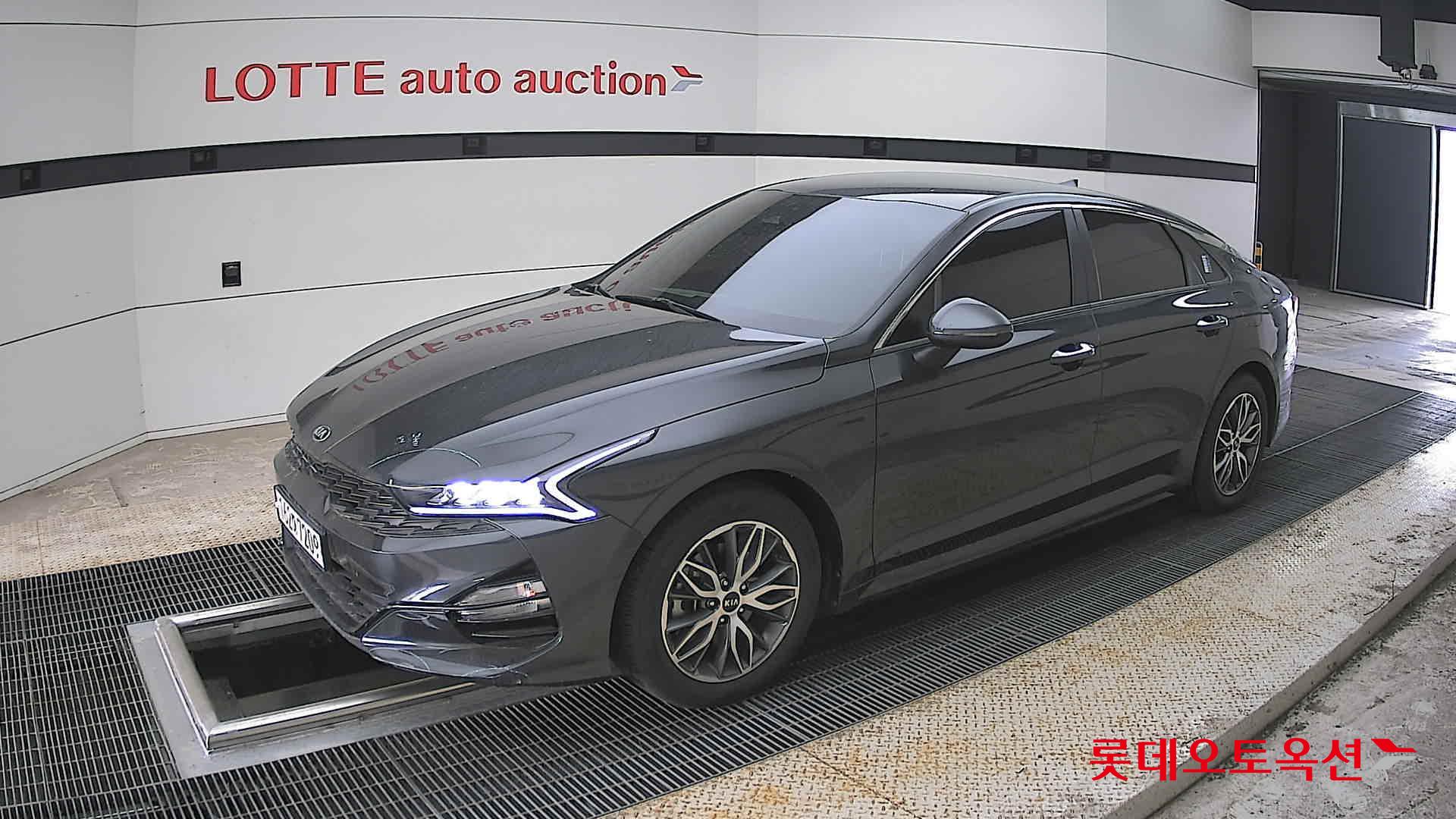 Kia K5 2021 - Image 11