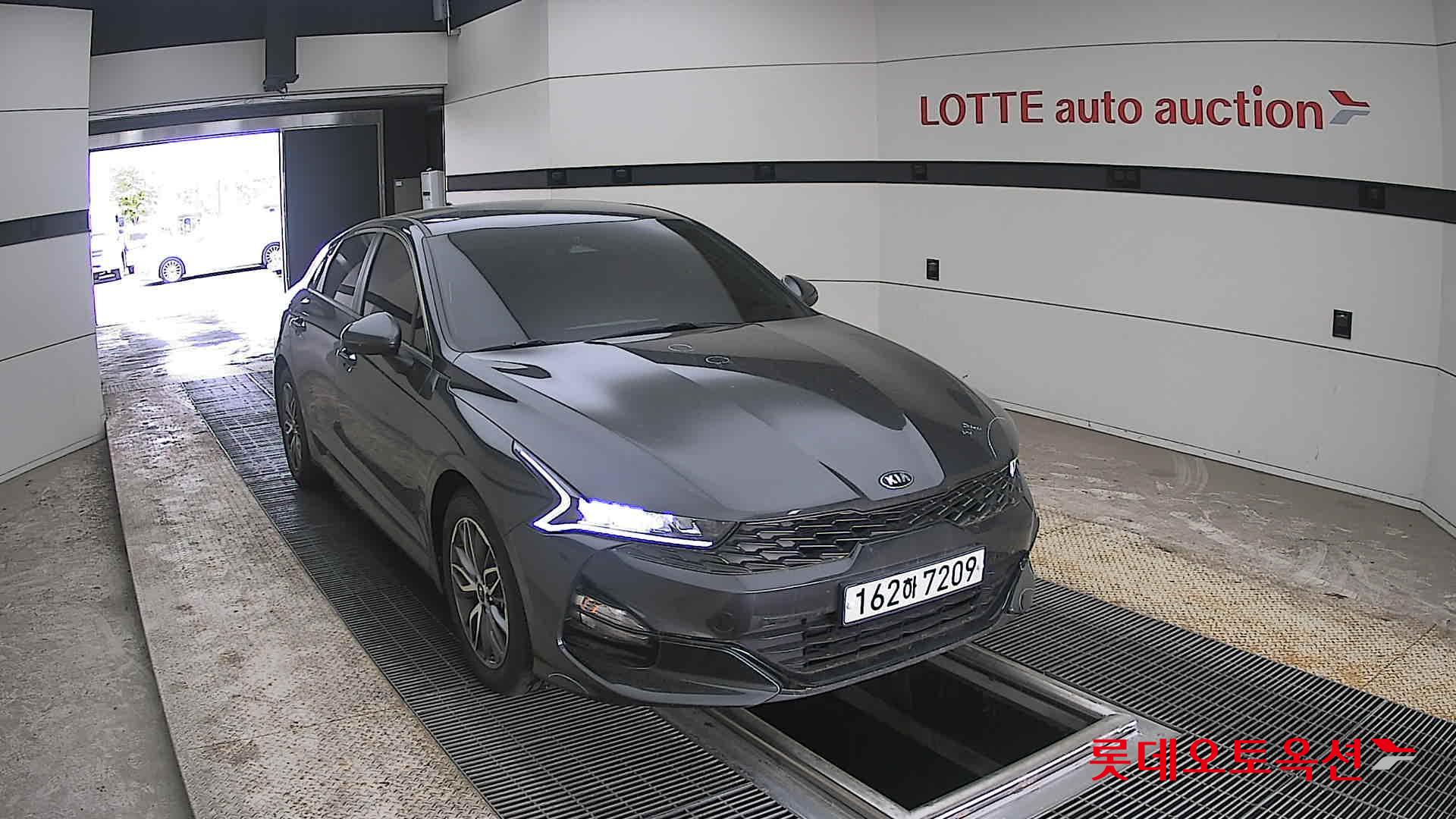 Kia K5 2021 - Image 24