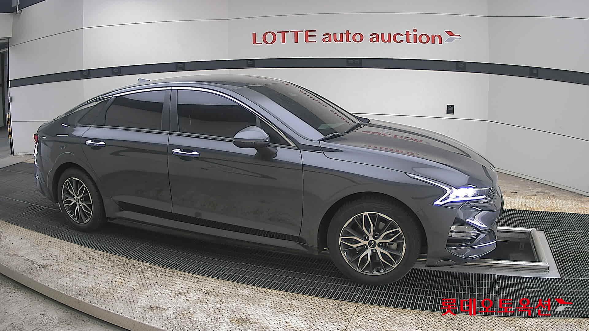 Kia K5 2021 - Image 22