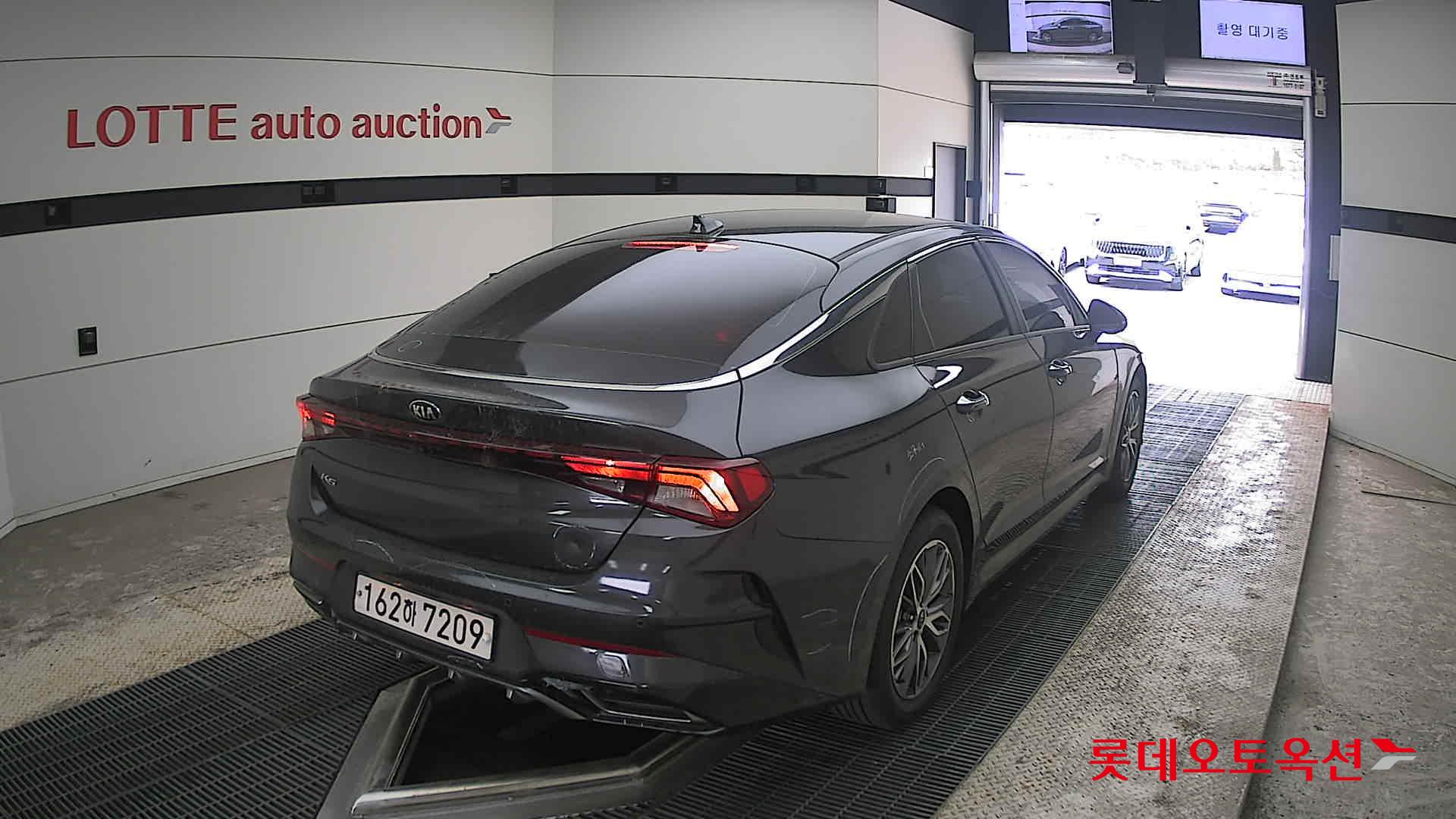 Kia K5 2021 - Image 18