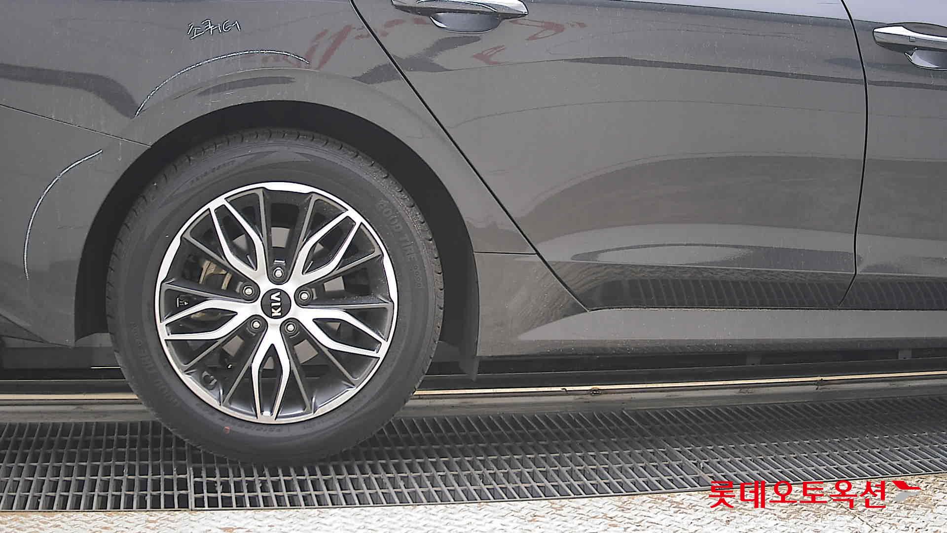 Kia K5 2021 - Image 28