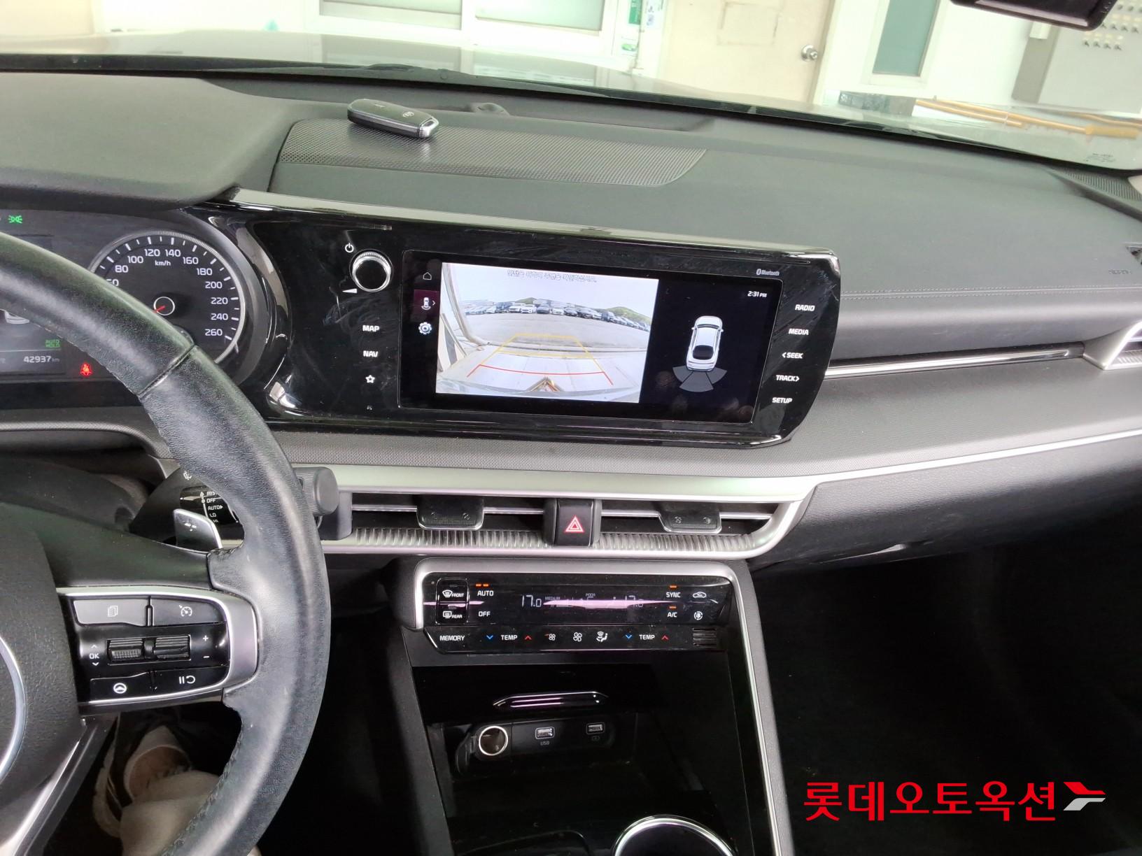 Kia K5 2021 - Image 33