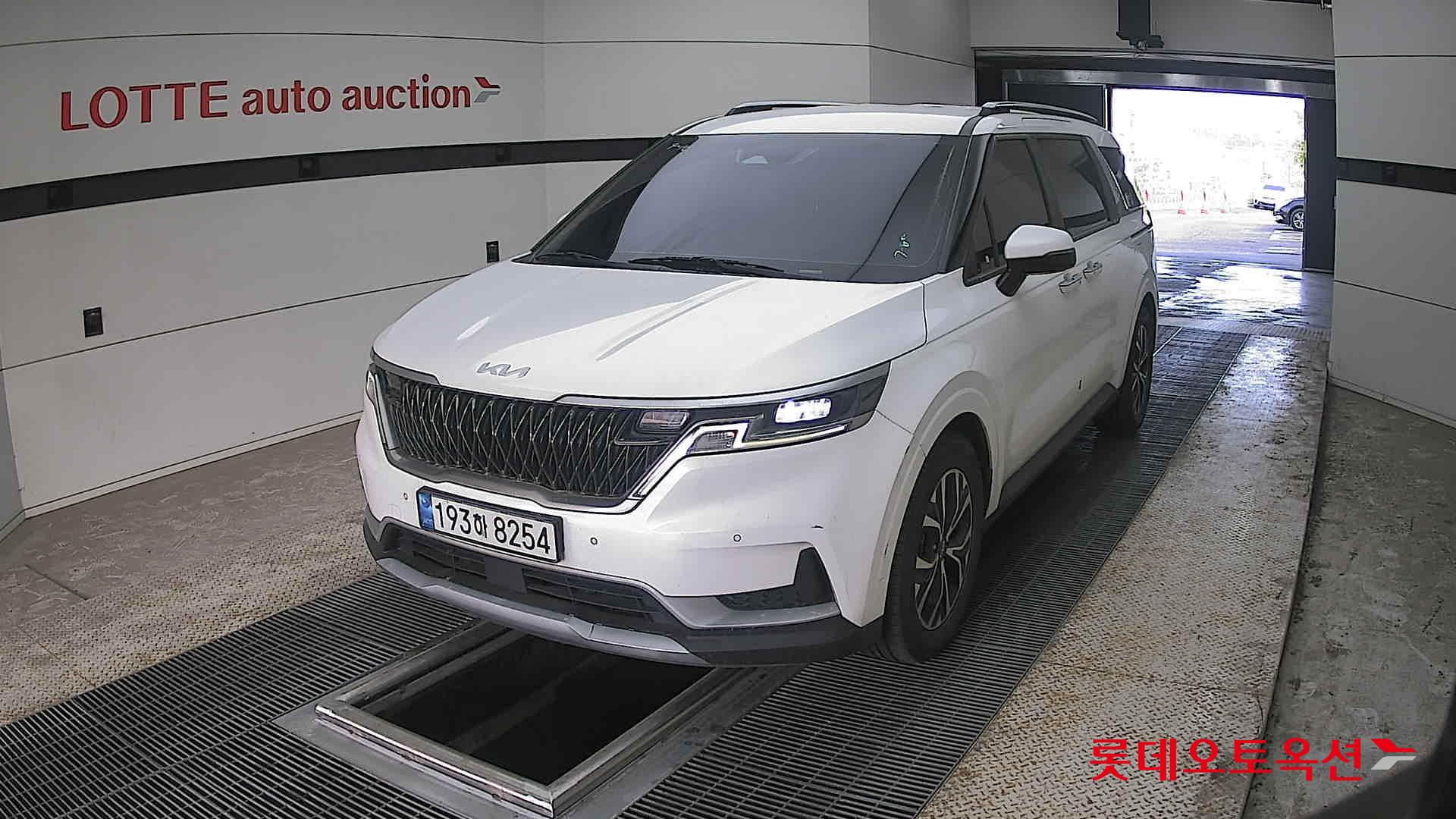 Kia Carnival 2022 - Image 10