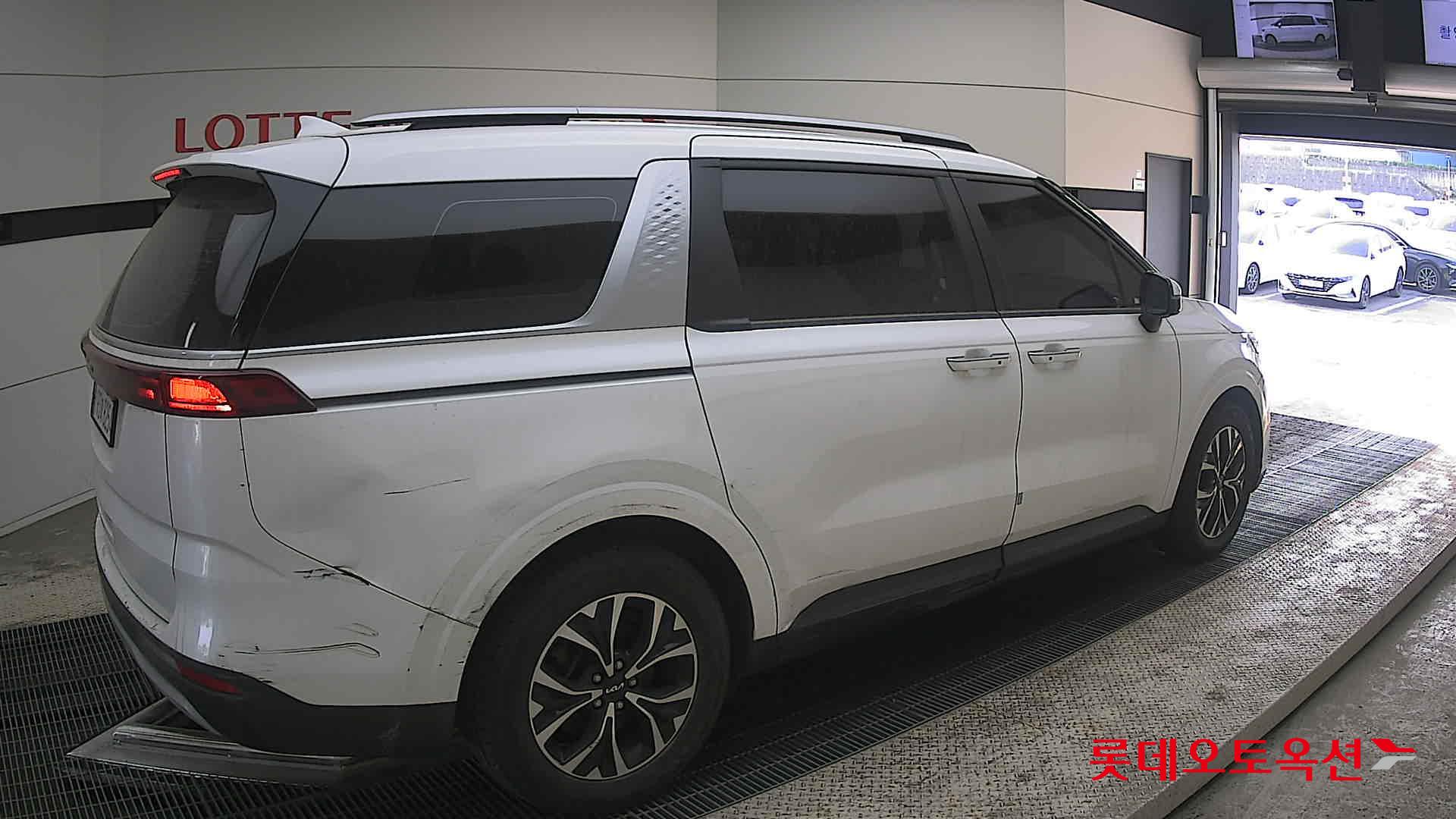 Kia Carnival 2022 - Image 19