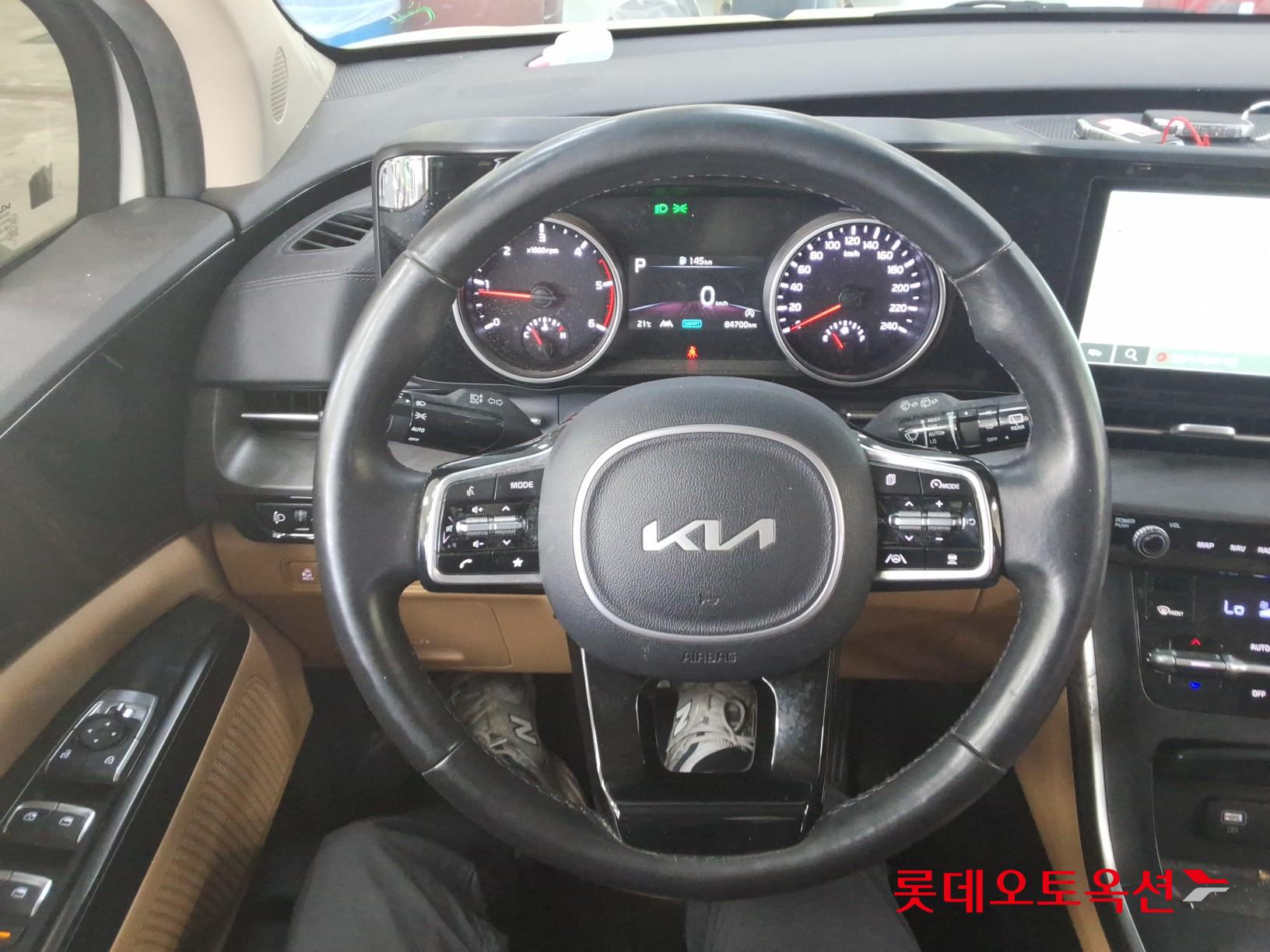 Kia Carnival 2022 - Image 30