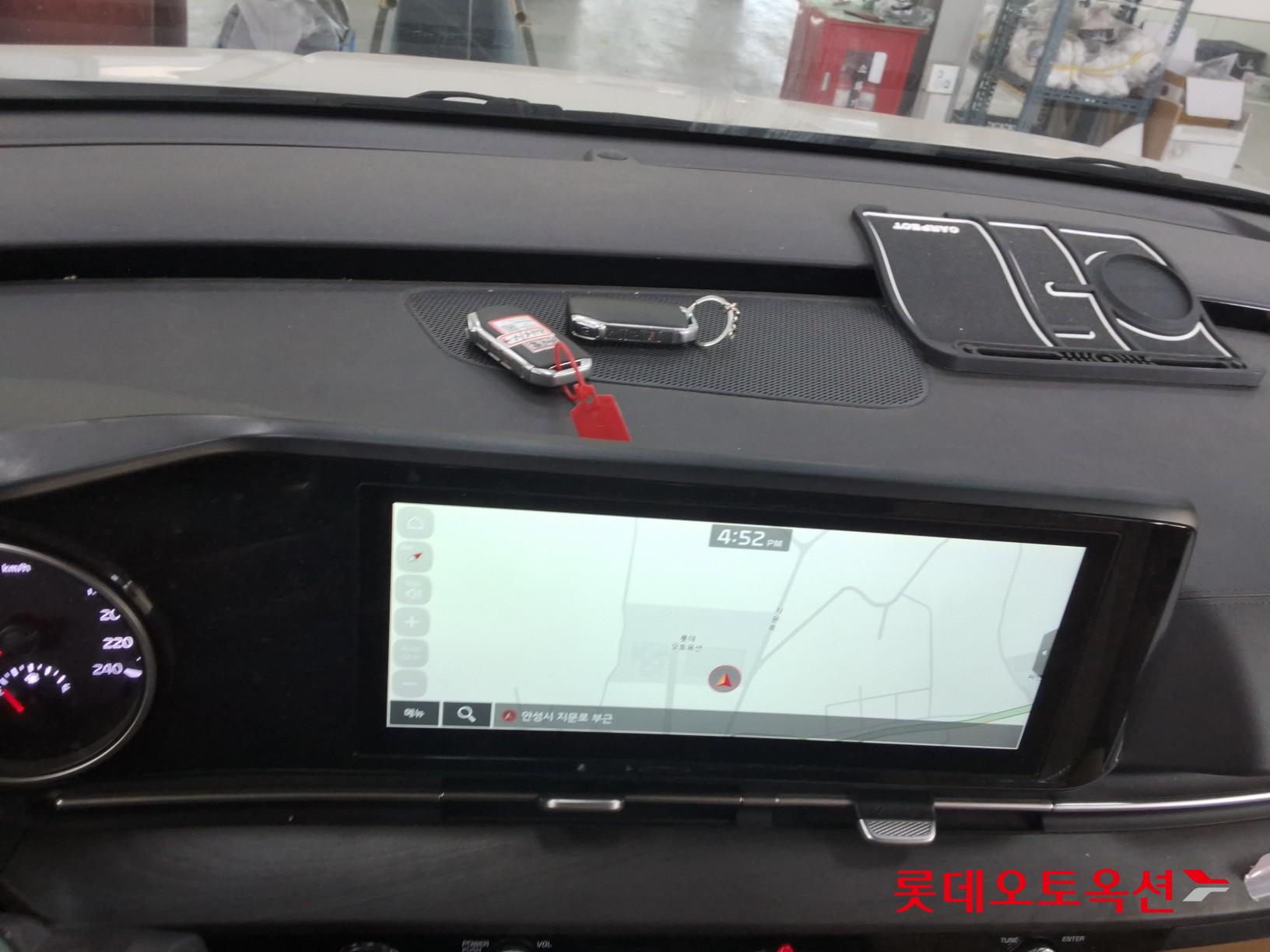 Kia Carnival 2022 - Image 33