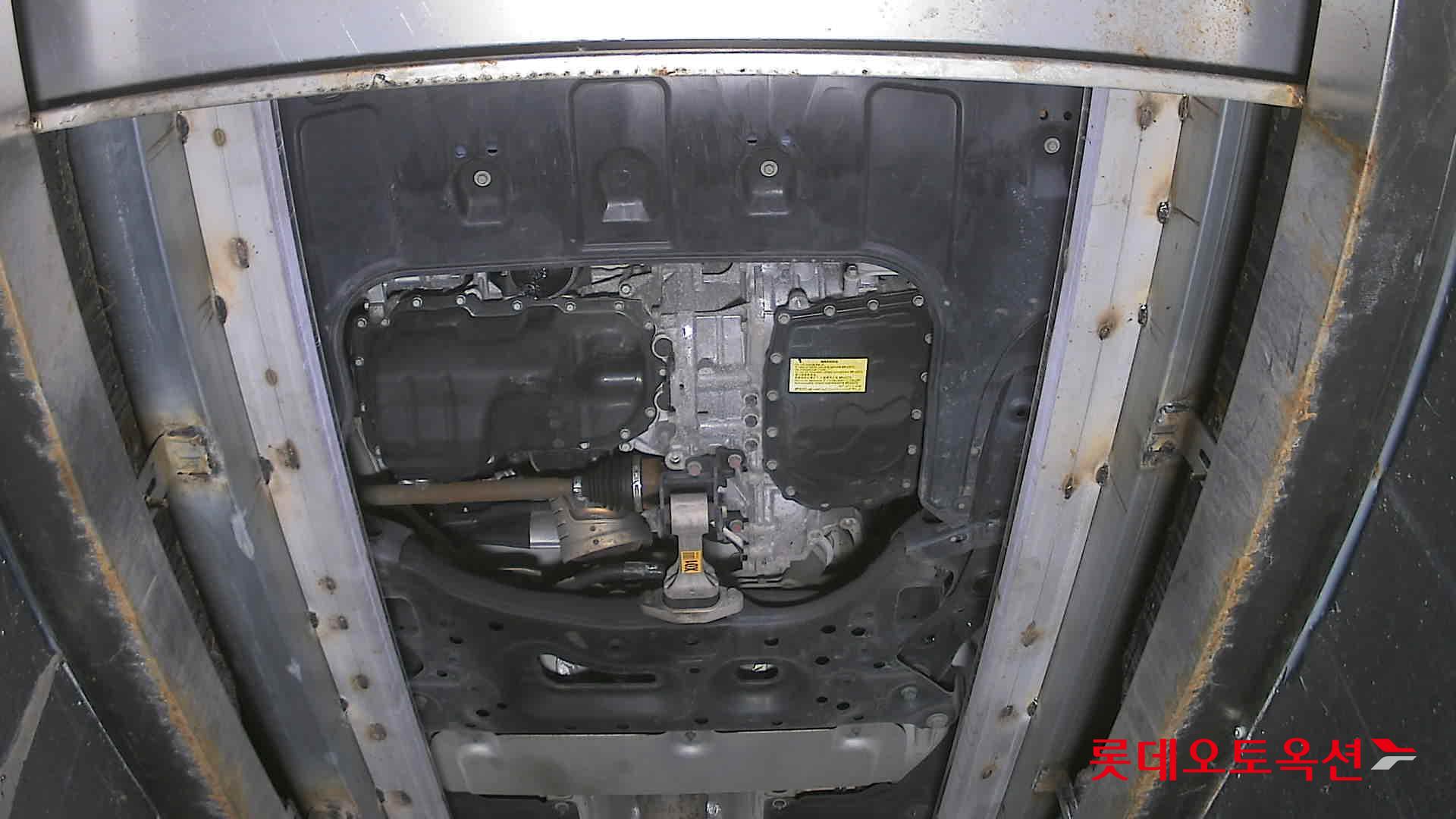 Hyundai Elantra 2023 - Image 8