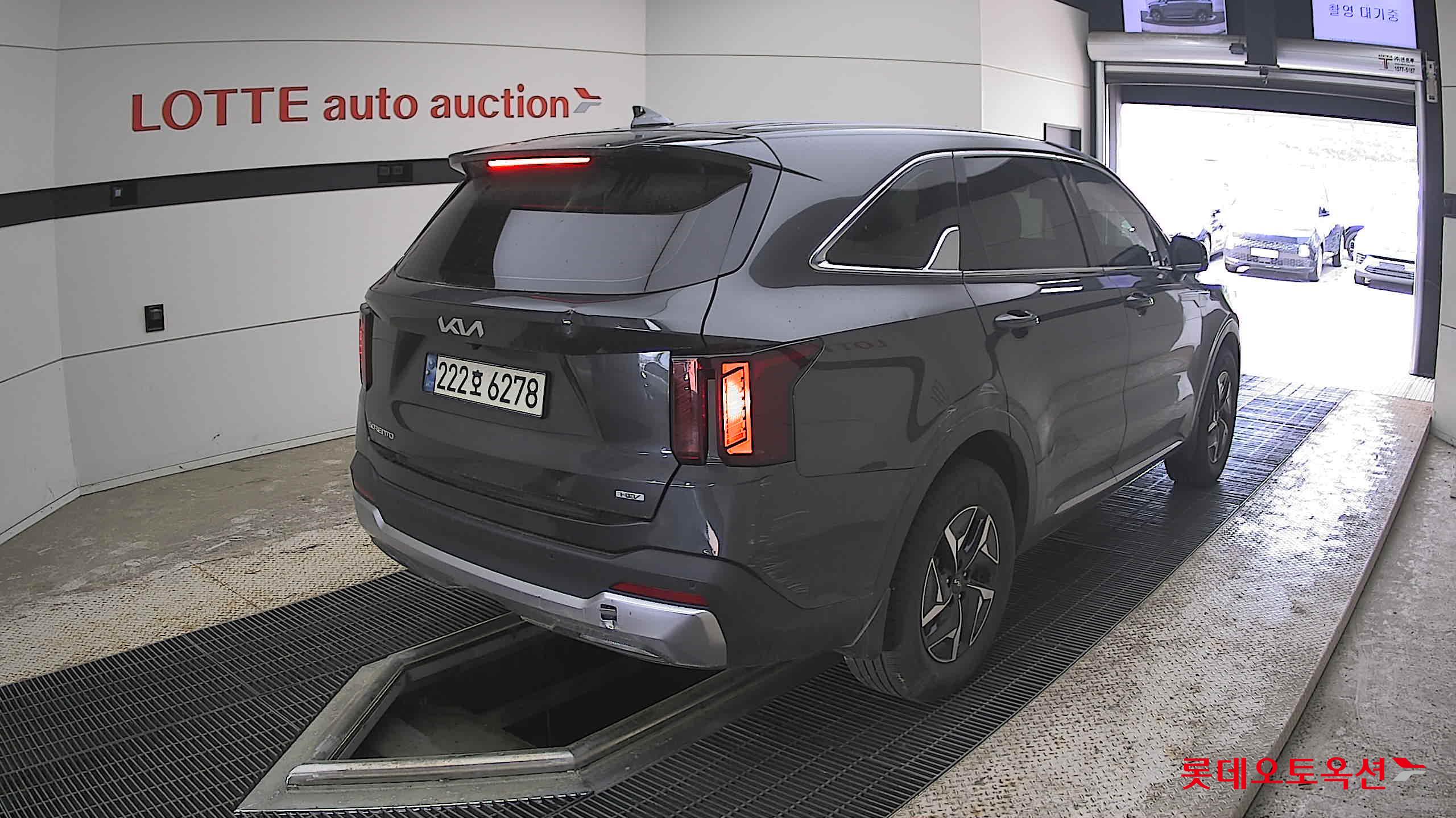 Kia Sorento - 5