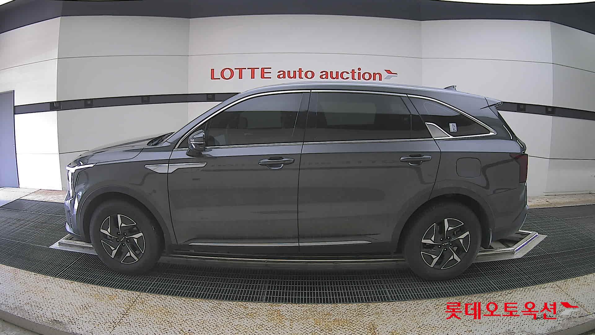 Kia Sorento - 13