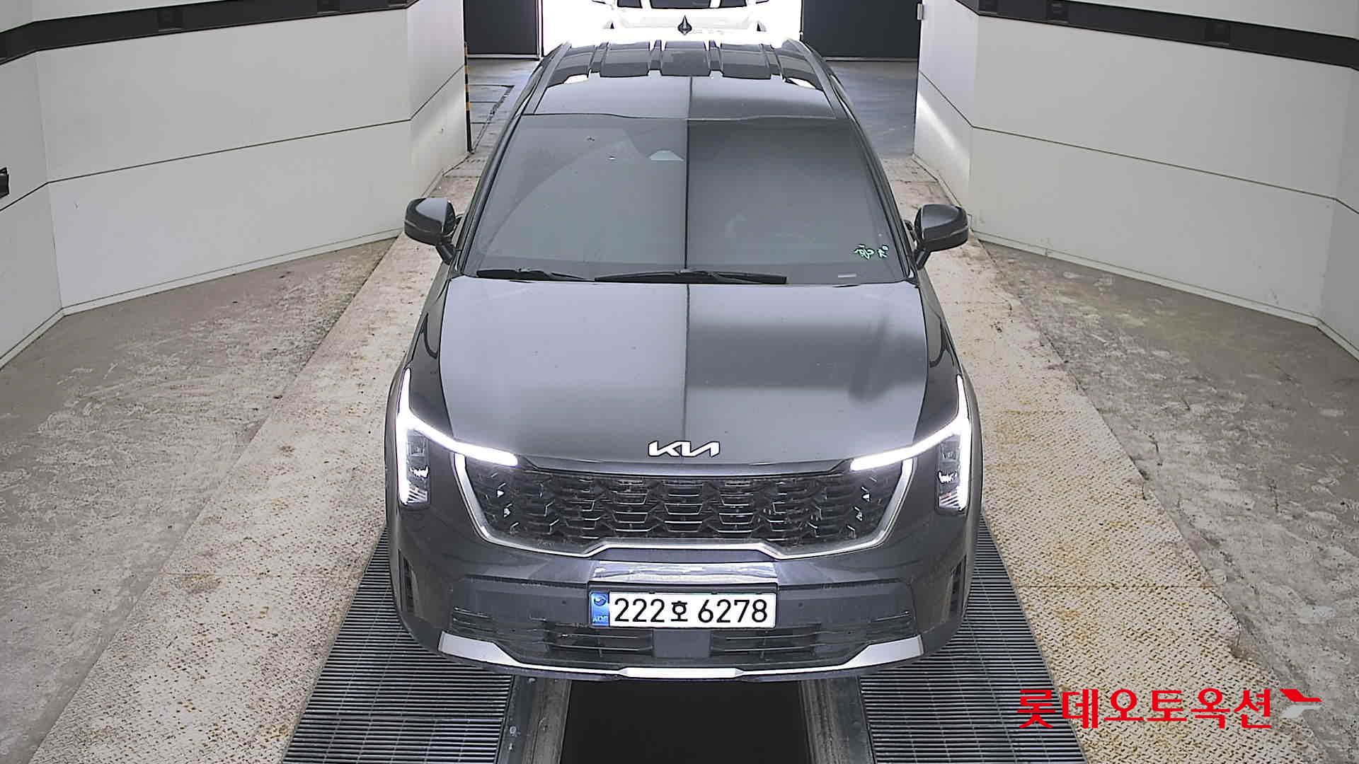 Kia Sorento - 1