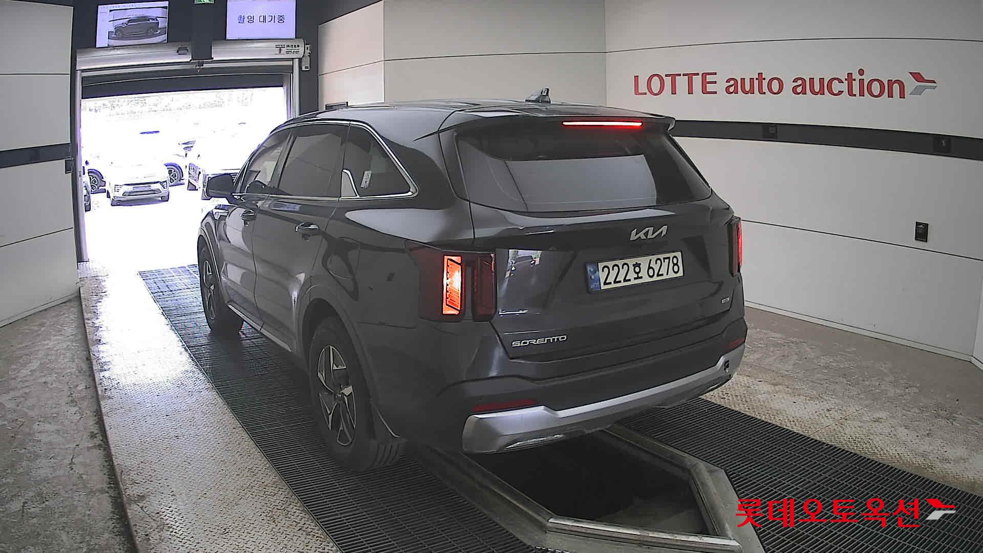Kia Sorento - 16