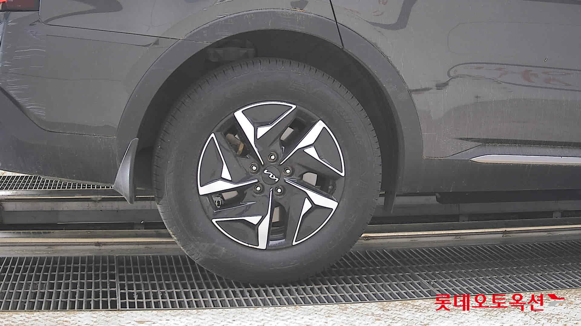 Kia Sorento - 28