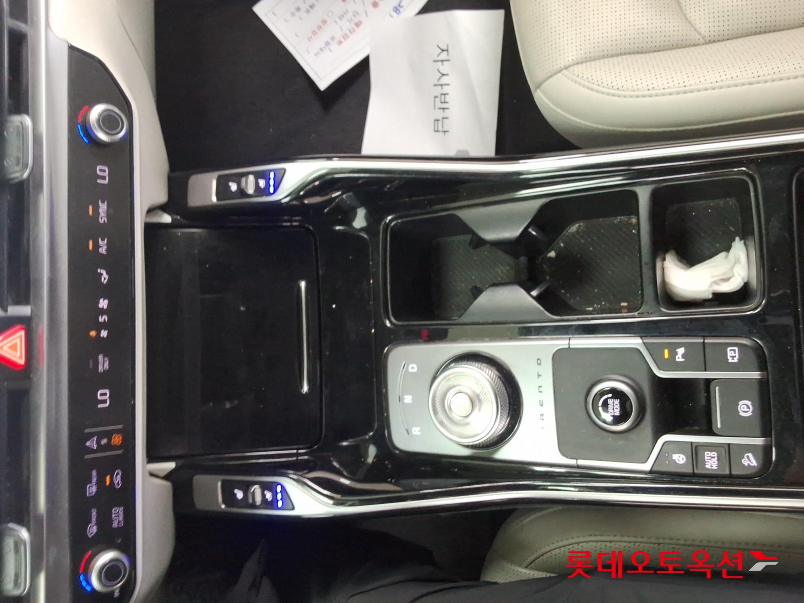 Kia Sorento - 32