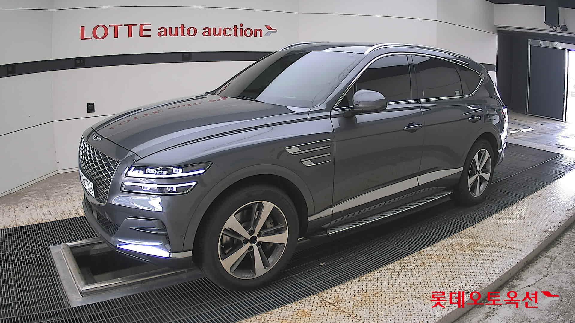 2022 - genesis gv80