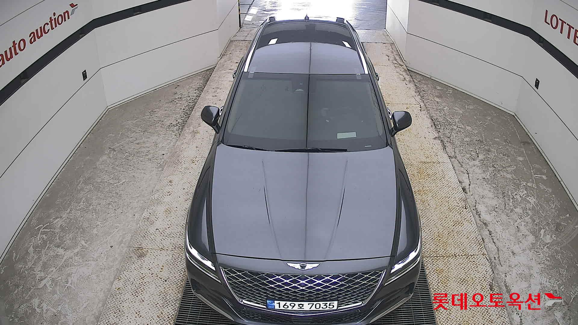 2022 - genesis gv80