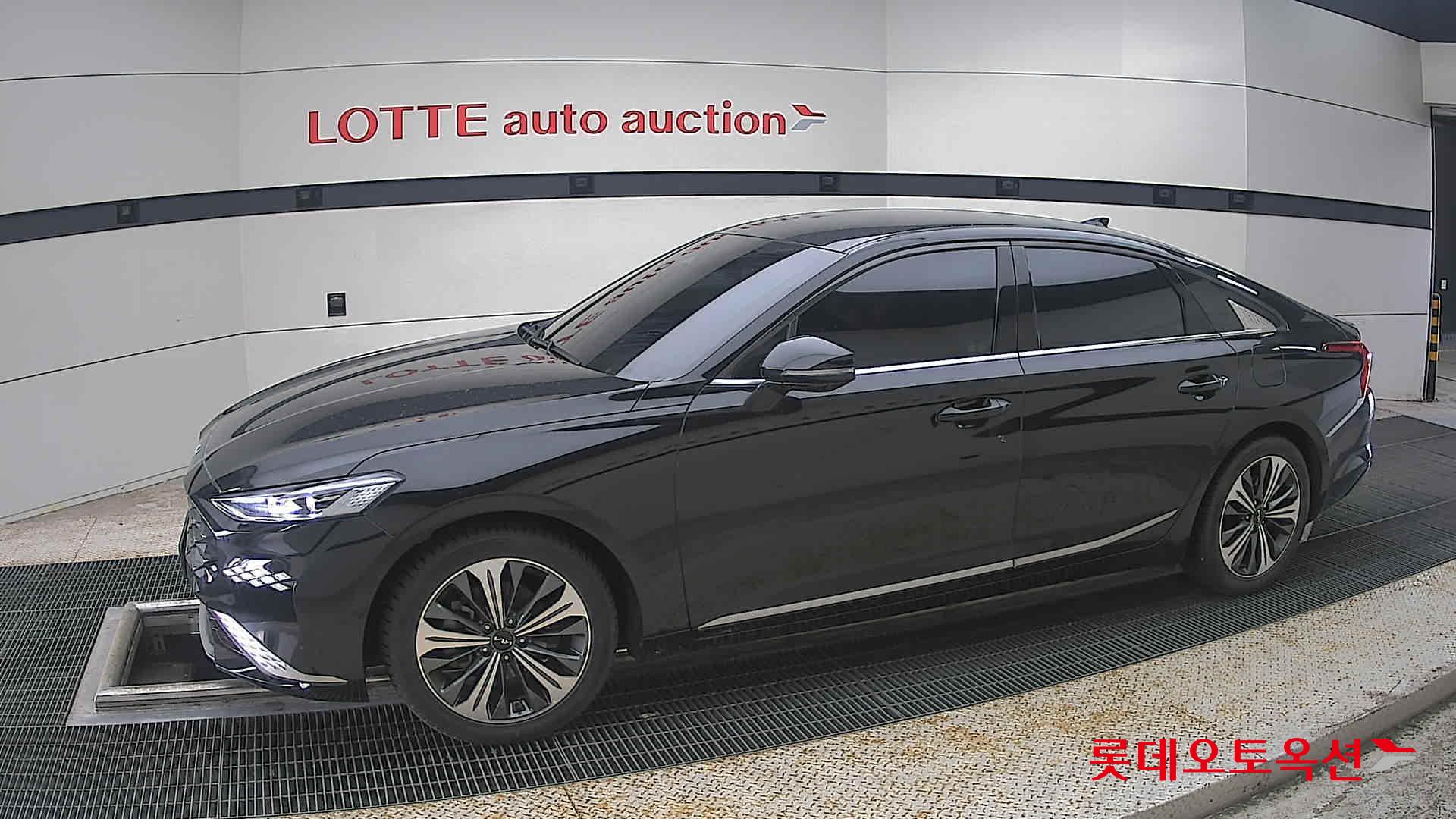 2022 - kia k8