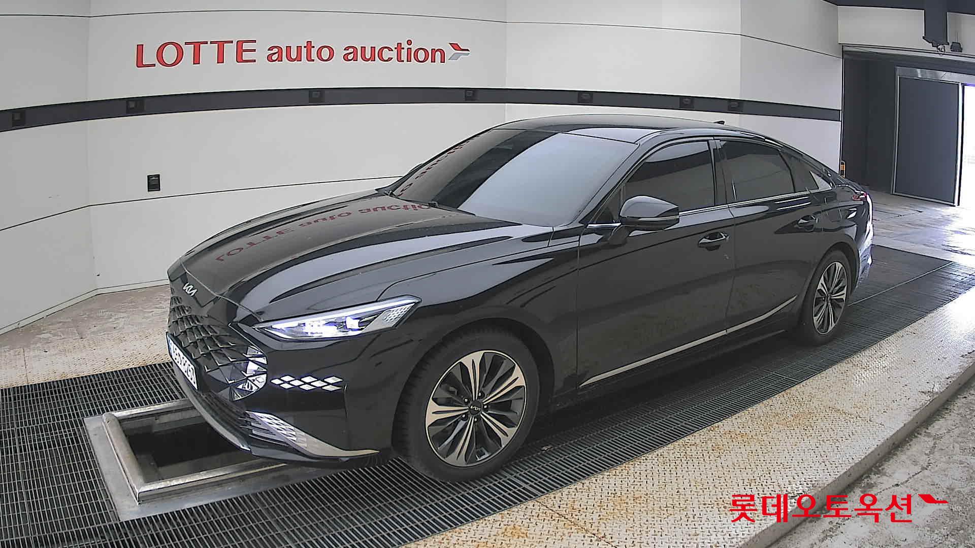 2022 - kia k8