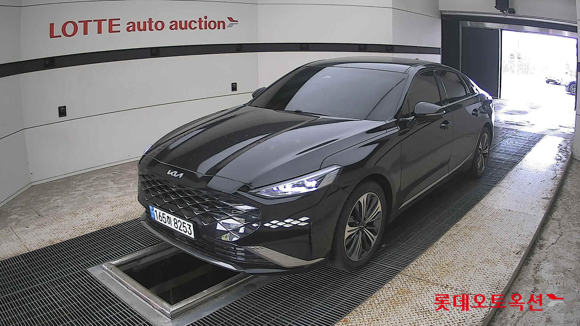2022 - kia k8