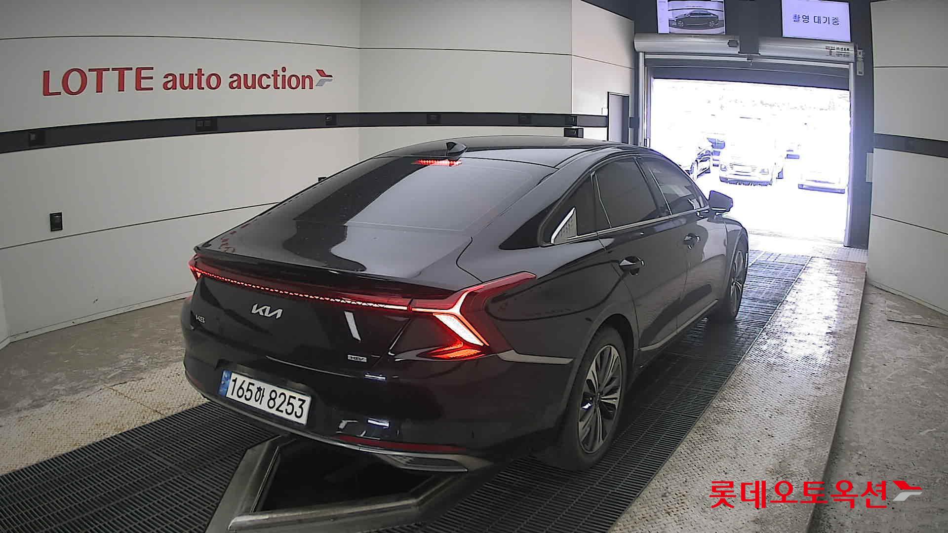 2022 - kia k8