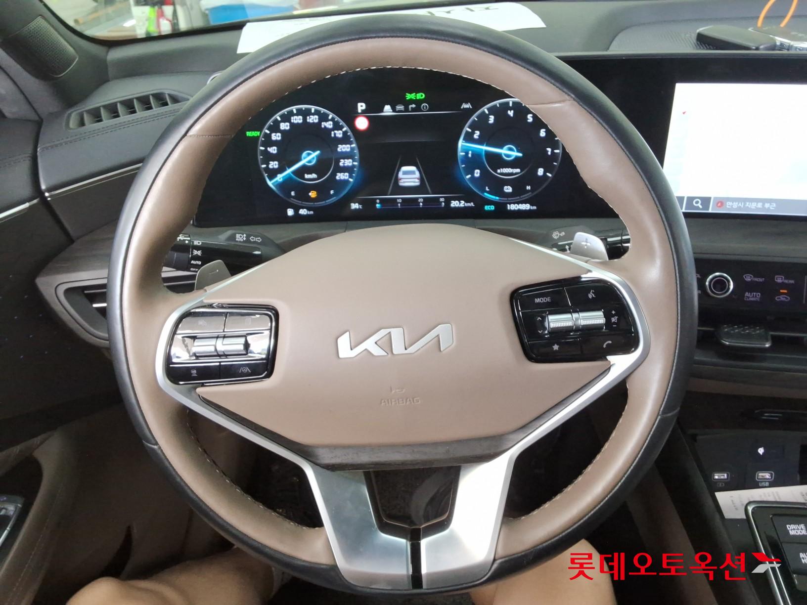 2022 - kia k8