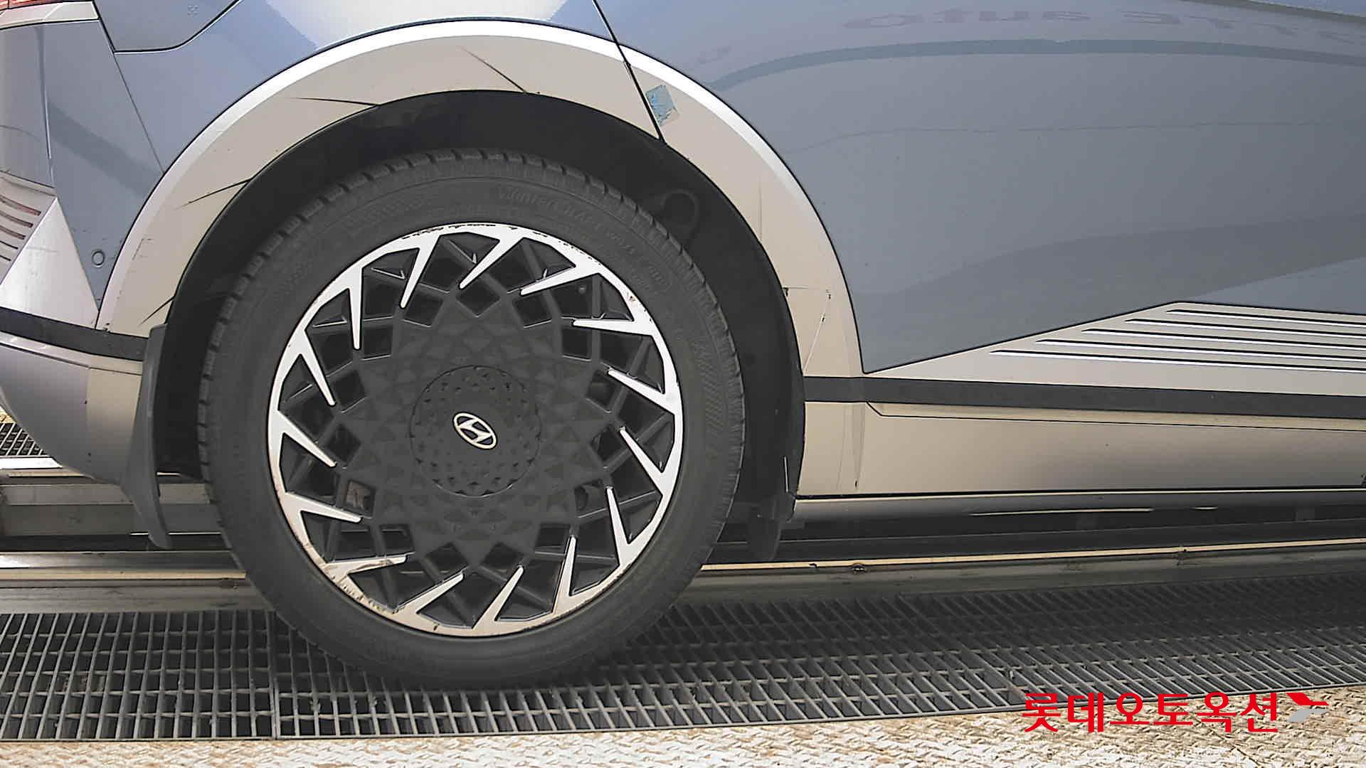 Hyundai Ioniq 5 2022 - Image 28