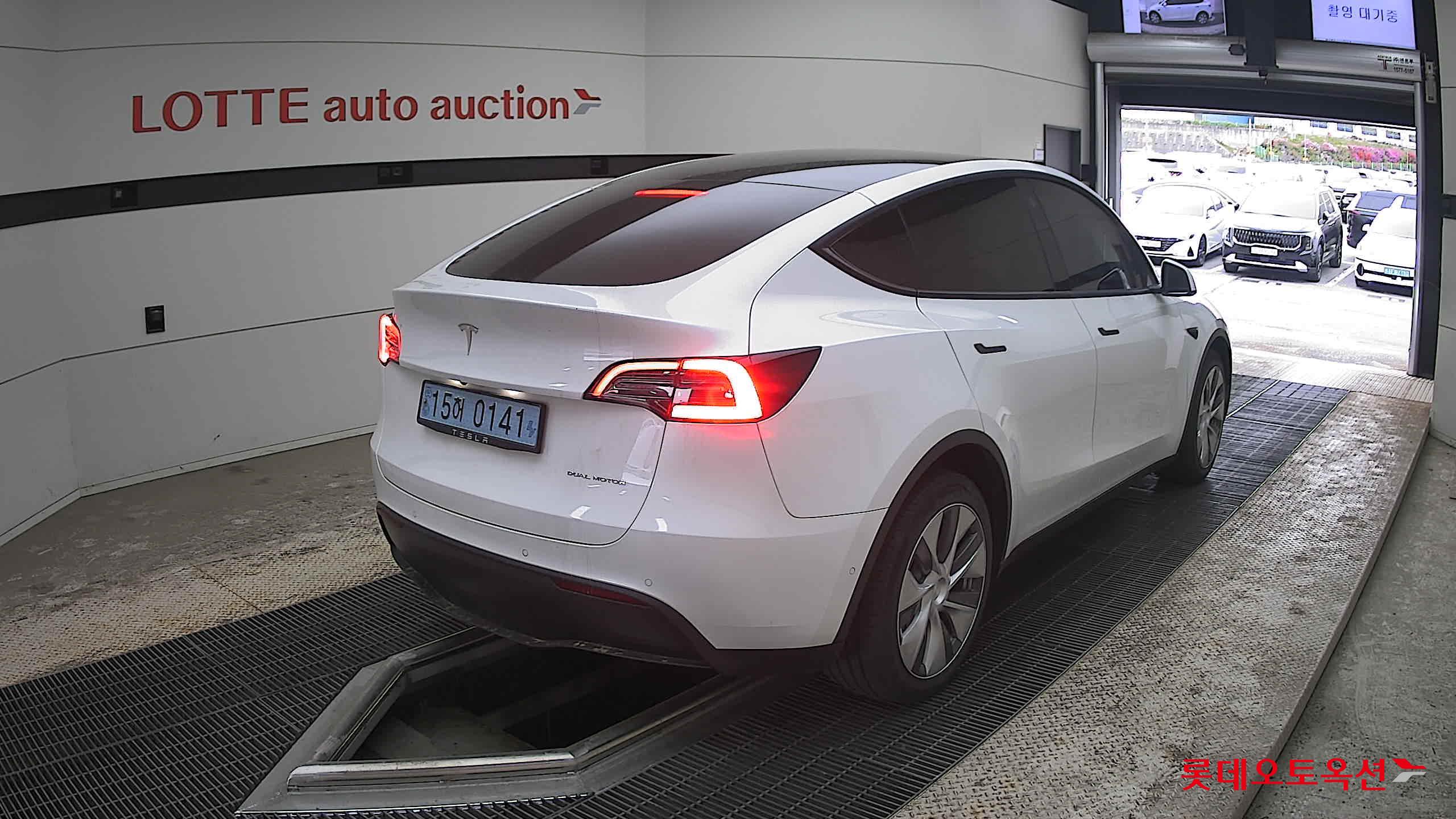 Tesla Model Y Long Range 2022 - Image 5