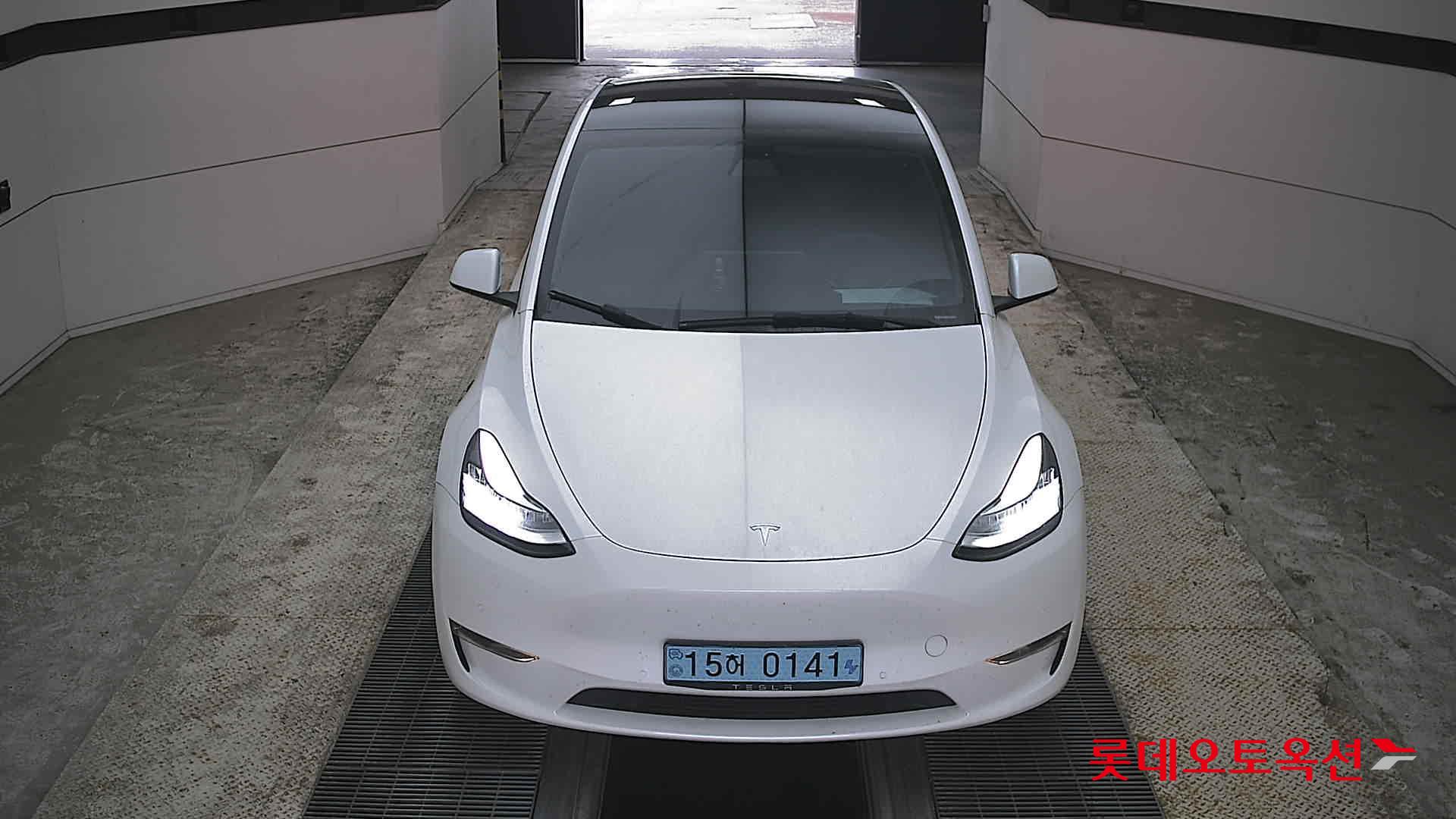 Tesla Model Y Long Range